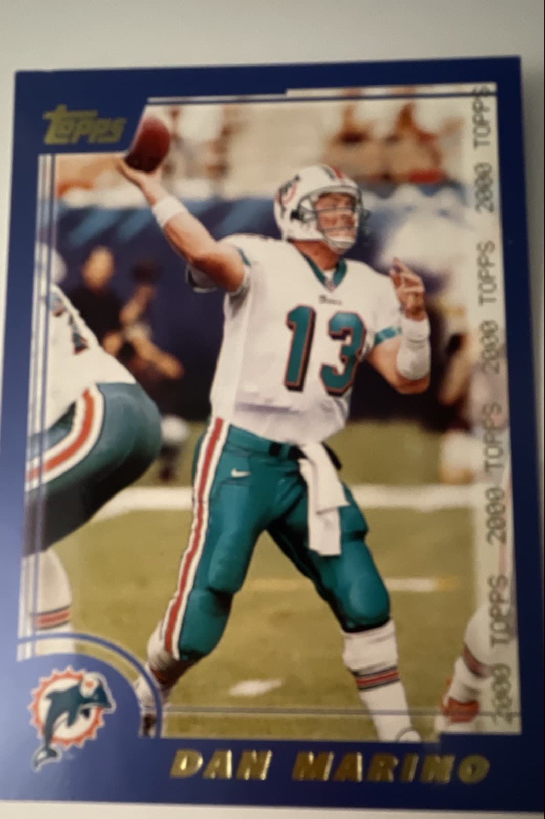 2000 Topps - Dan Marino #40 - Image 1
