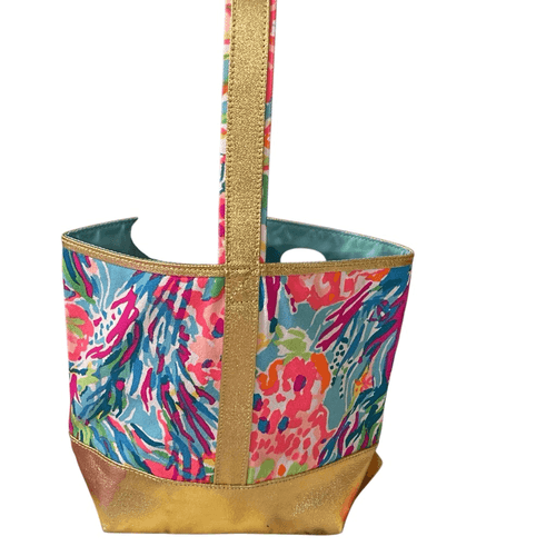 Lilly Pulitzer Women’s V-Neck Shirt With Wine Tote Bag - Thumbnail 8