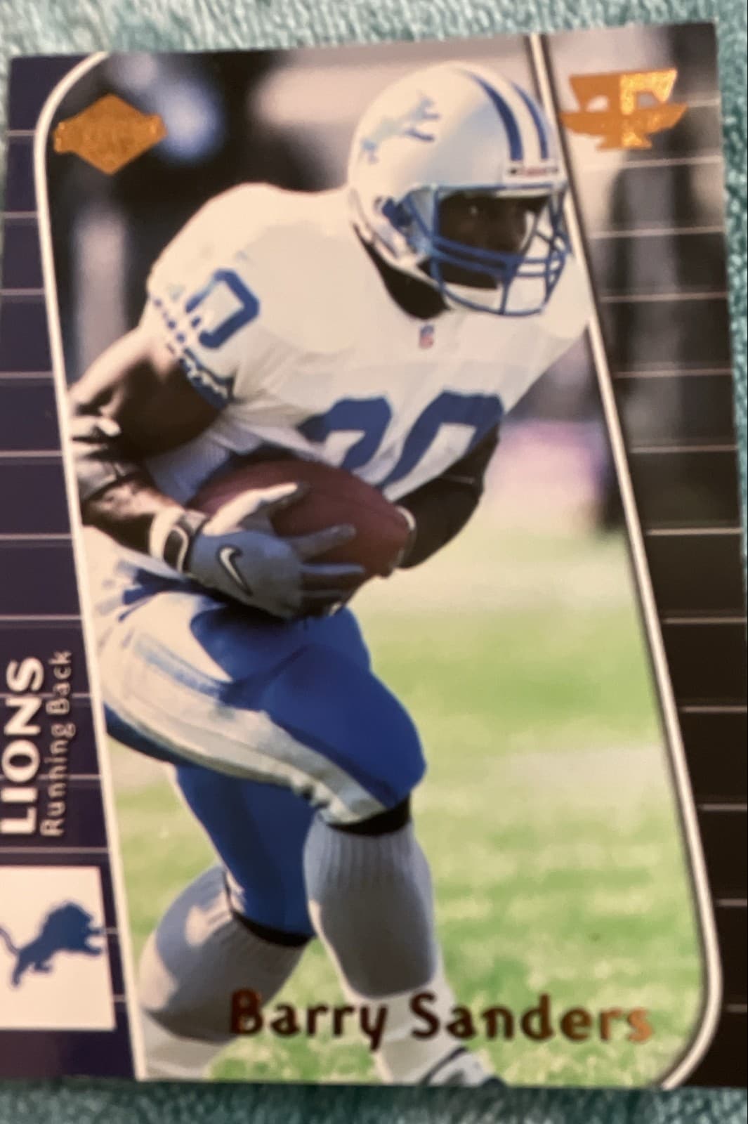 1999 Collector's Edge Triumph - Barry Sanders #T15 - Image 1