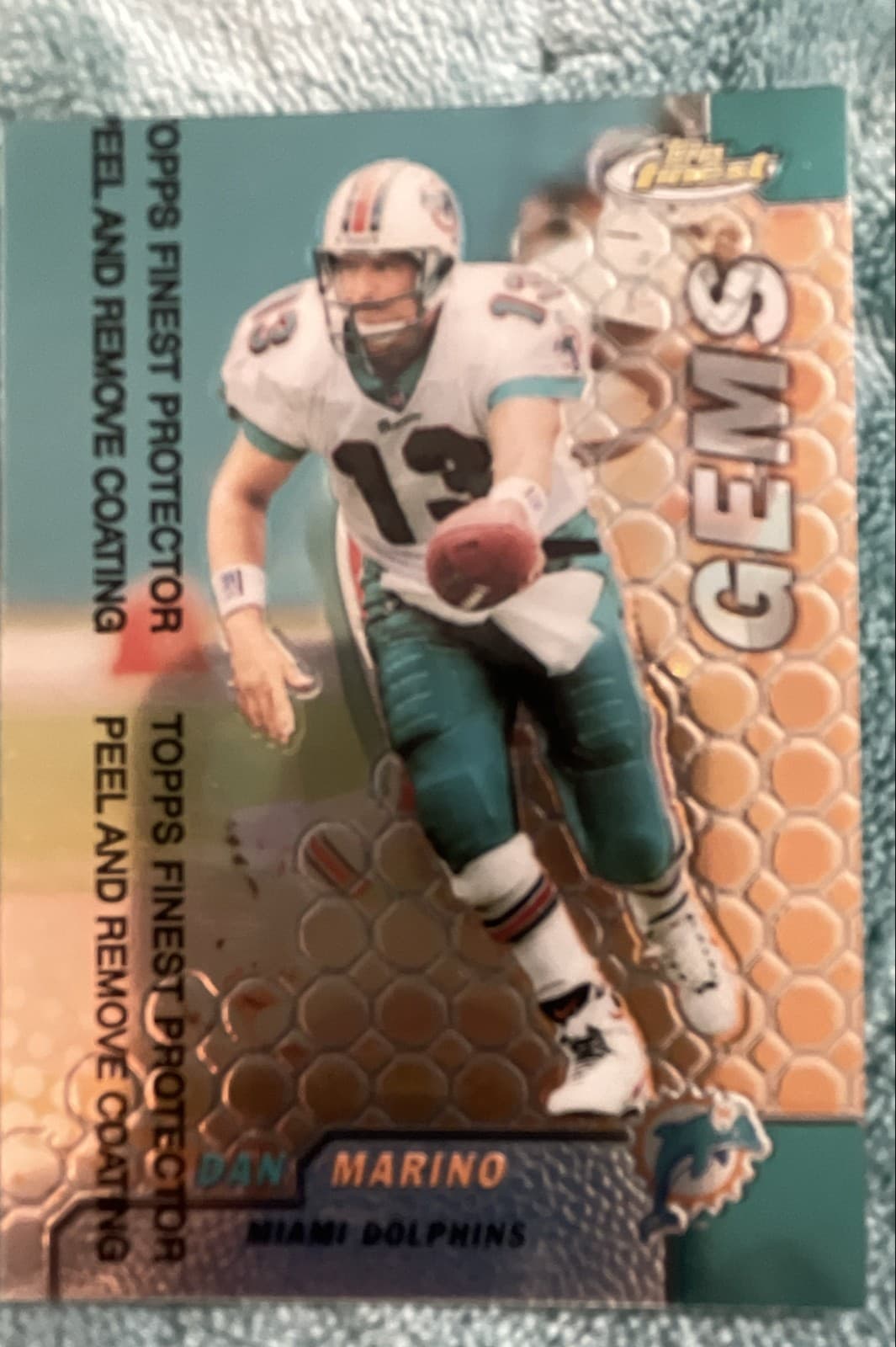 1999 Topps Finest - Gems Dan Marino #128 - Image 1