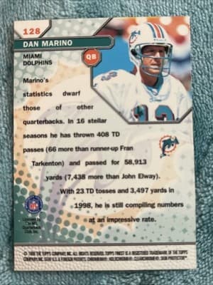 1999 Topps Finest - Gems Dan Marino #128 - Thumbnail 2