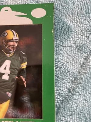 1999 Playoff Absolute SSD - Brett Favre #42 Green Border - Thumbnail 6