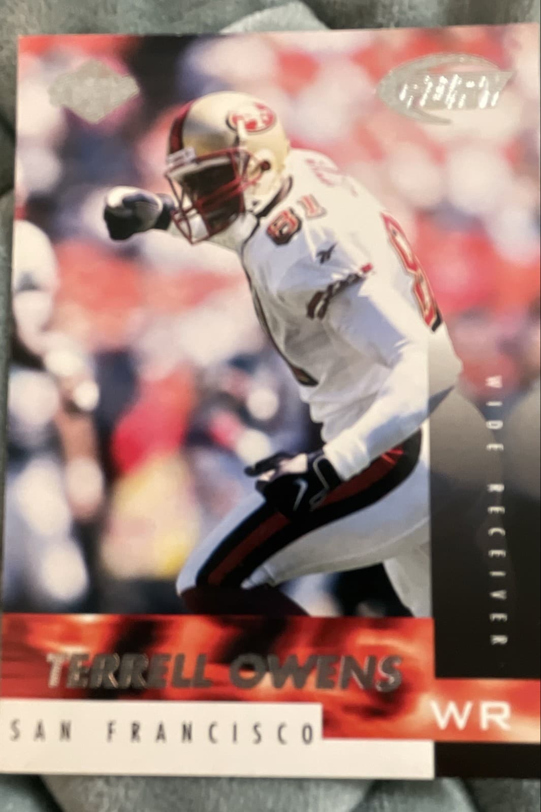 1999 Collector's Edge Fury - Terrell Owens #107 - Image 1