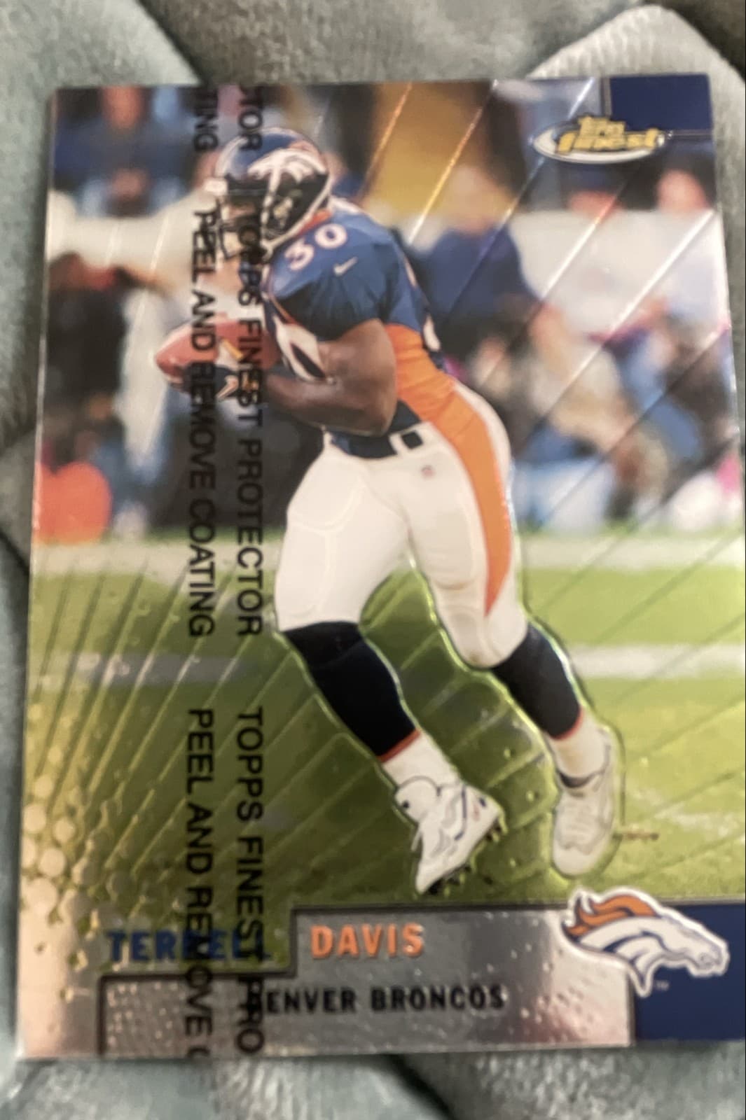 1999 Topps Finest - Terrell Davis #100 - Image 1