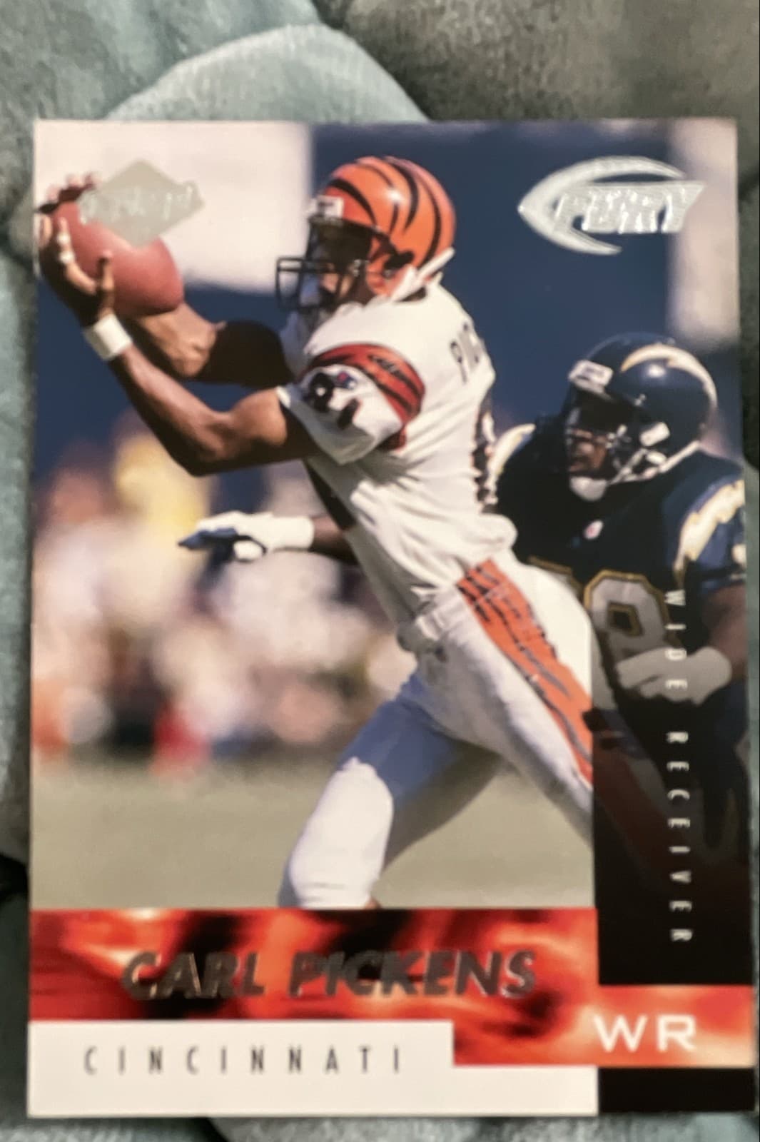 1999 Collector's Edge Fury - Carl Pickens #109 - Image 1