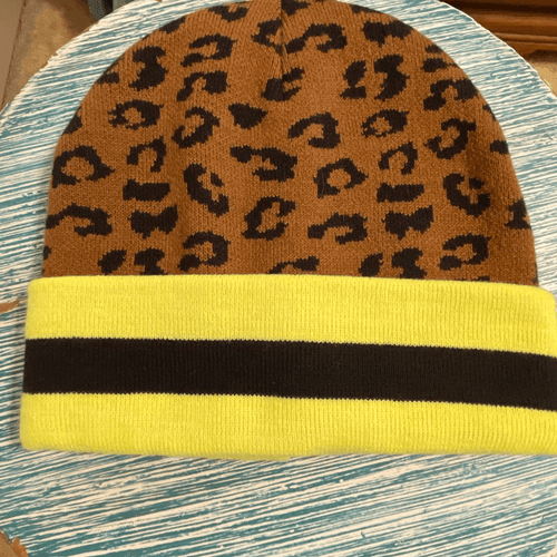 David And Young Women’s Winter Beanie Hat - Thumbnail 3
