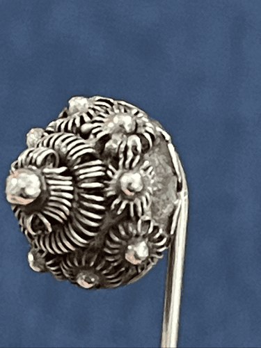 Vintage Dutch Zeeuwse Silver Wirework & Filigree Dome Hat Pin - Thumbnail 3