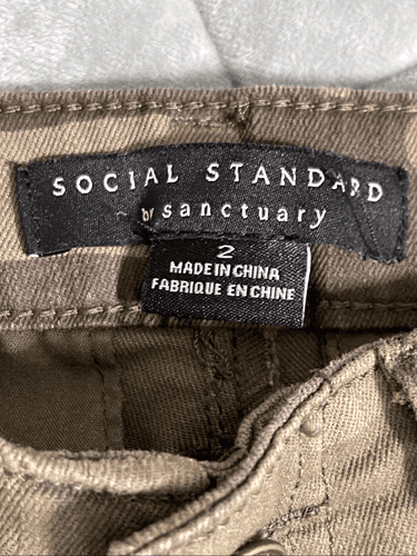 Social Standard by Sanctuary Women’s Logan Camo Cargo Pants size 2 - Thumbnail 9