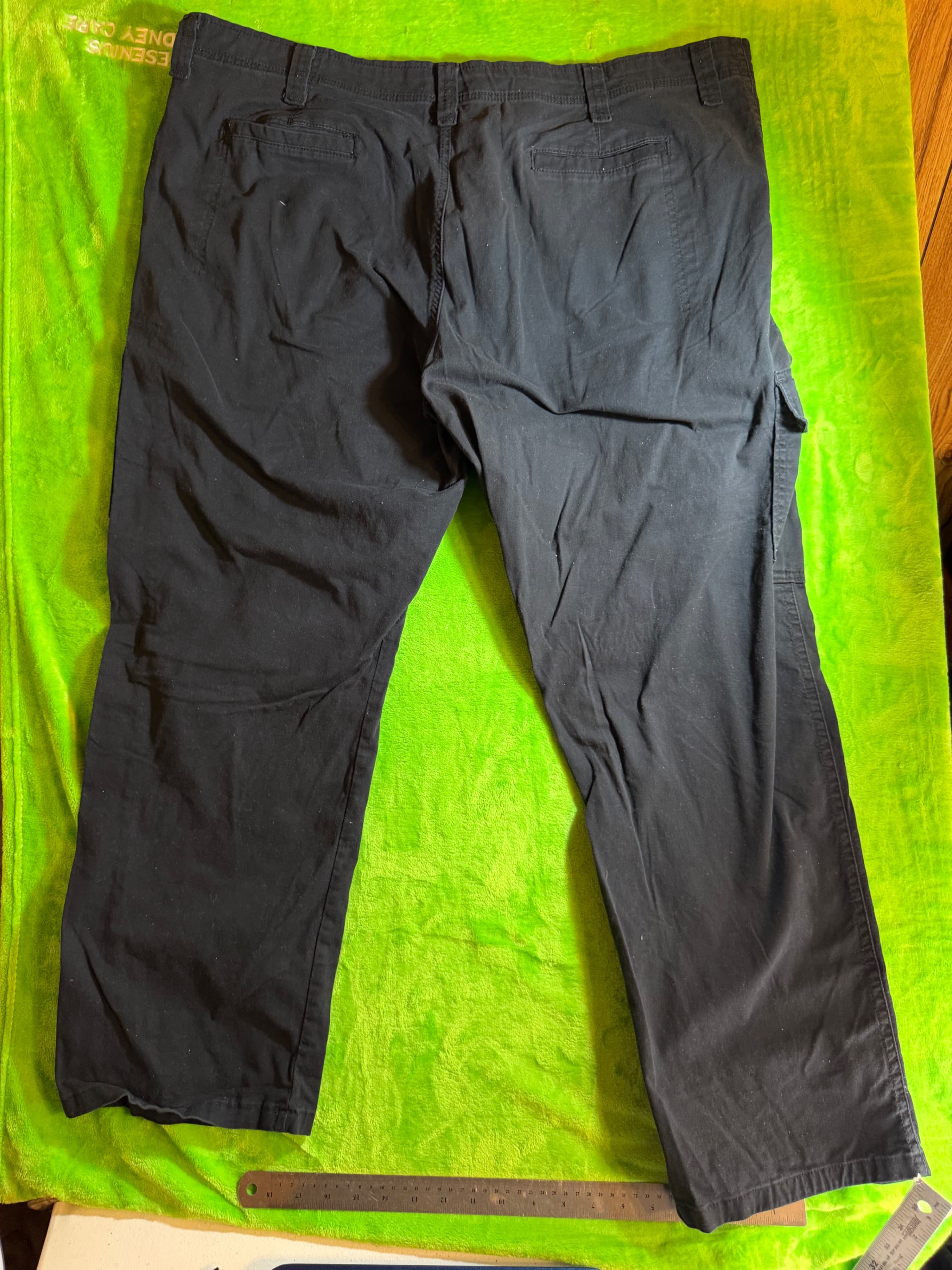 Wrangler Relaxed Fit Black Cargo Pants 42x30 Cotton Spandex - Thumbnail 2