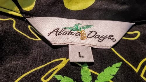 Aloha Days Hawaiian Shirt – Tiki, Coconut Trees, & POM bottle Print (Size Large) - Thumbnail 3
