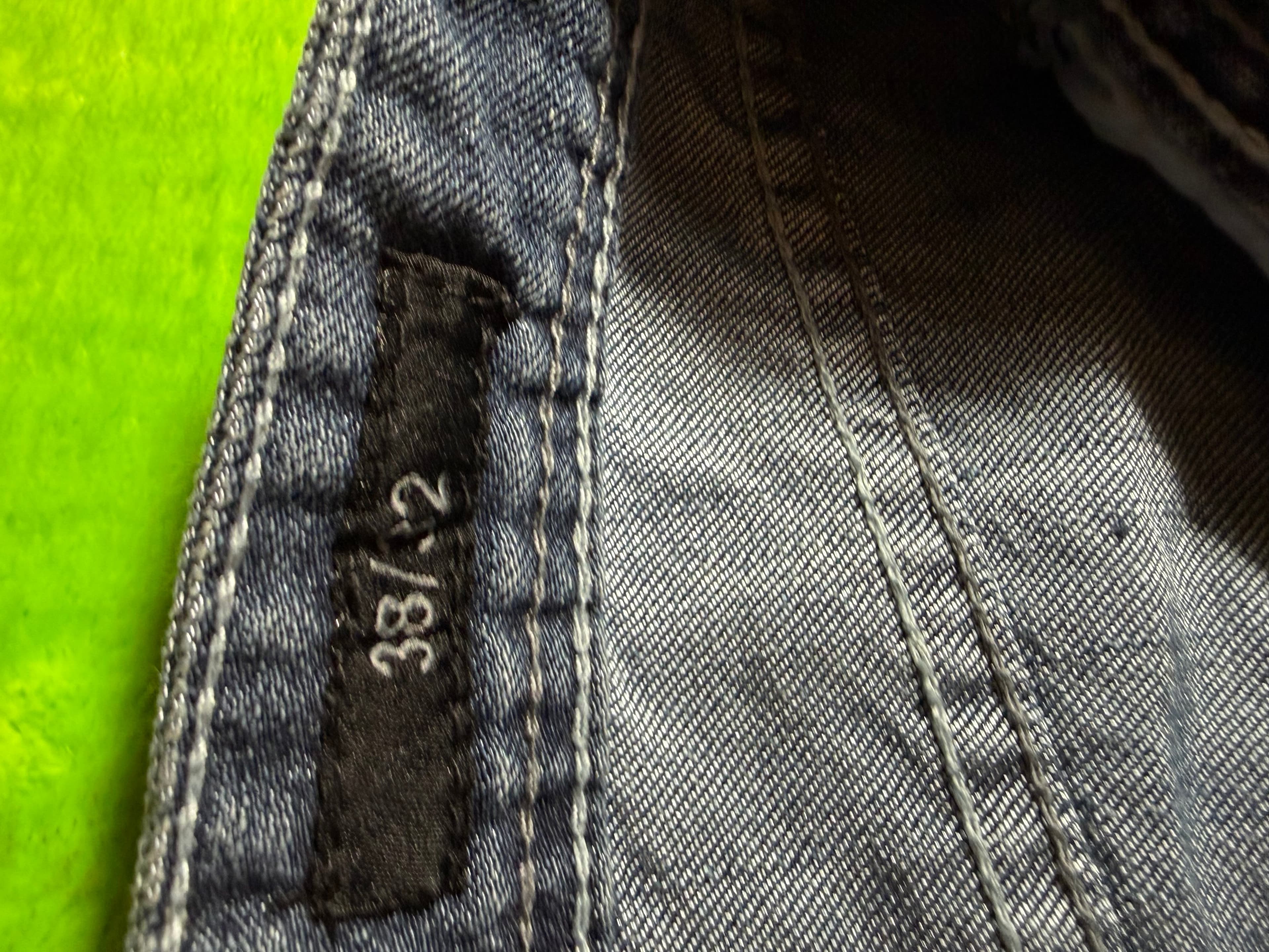 CJ Black Low Rise Slim Straight Jeans  38x32 Distressed Denim - Thumbnail 5