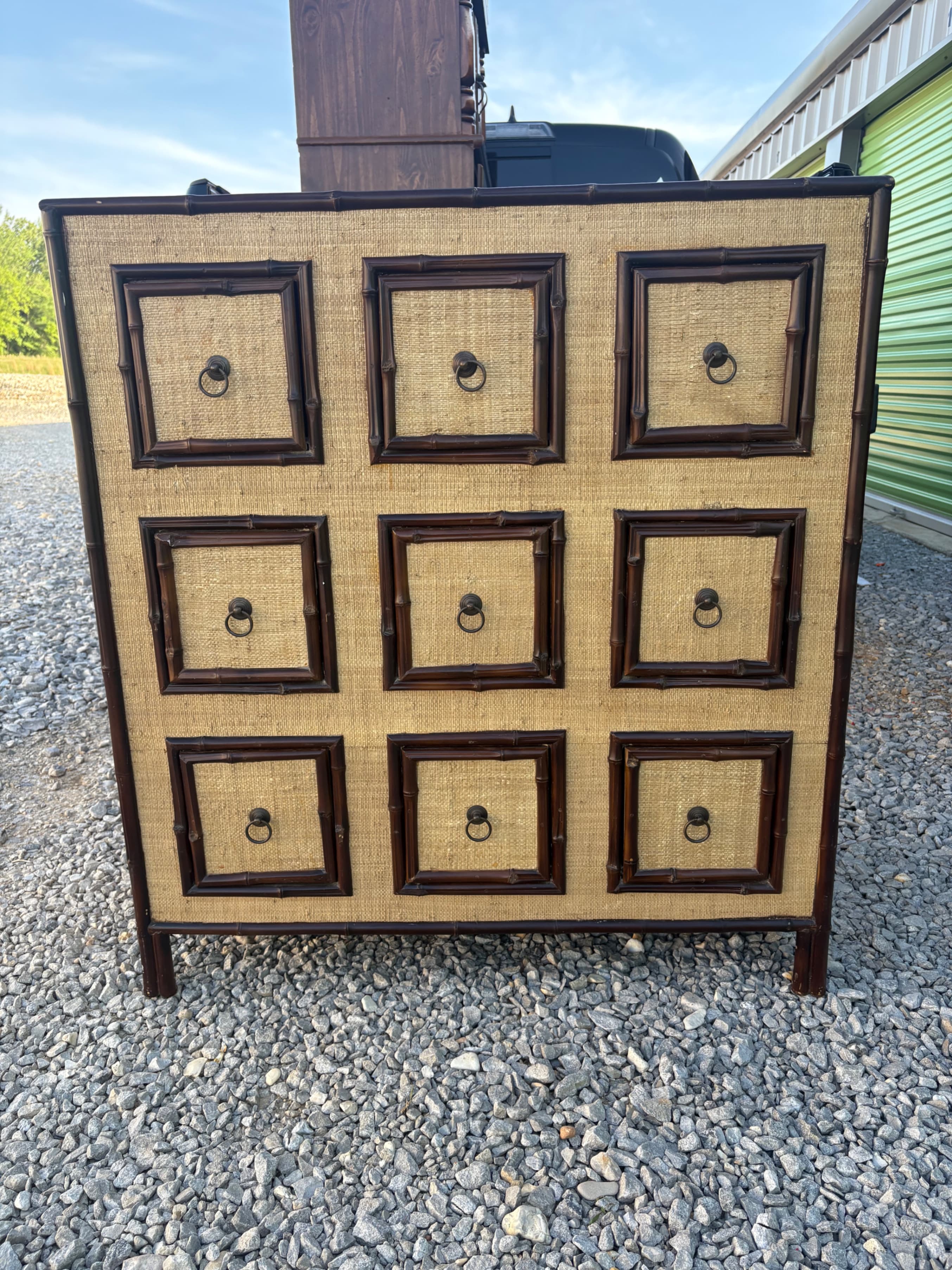 Chess of drawers