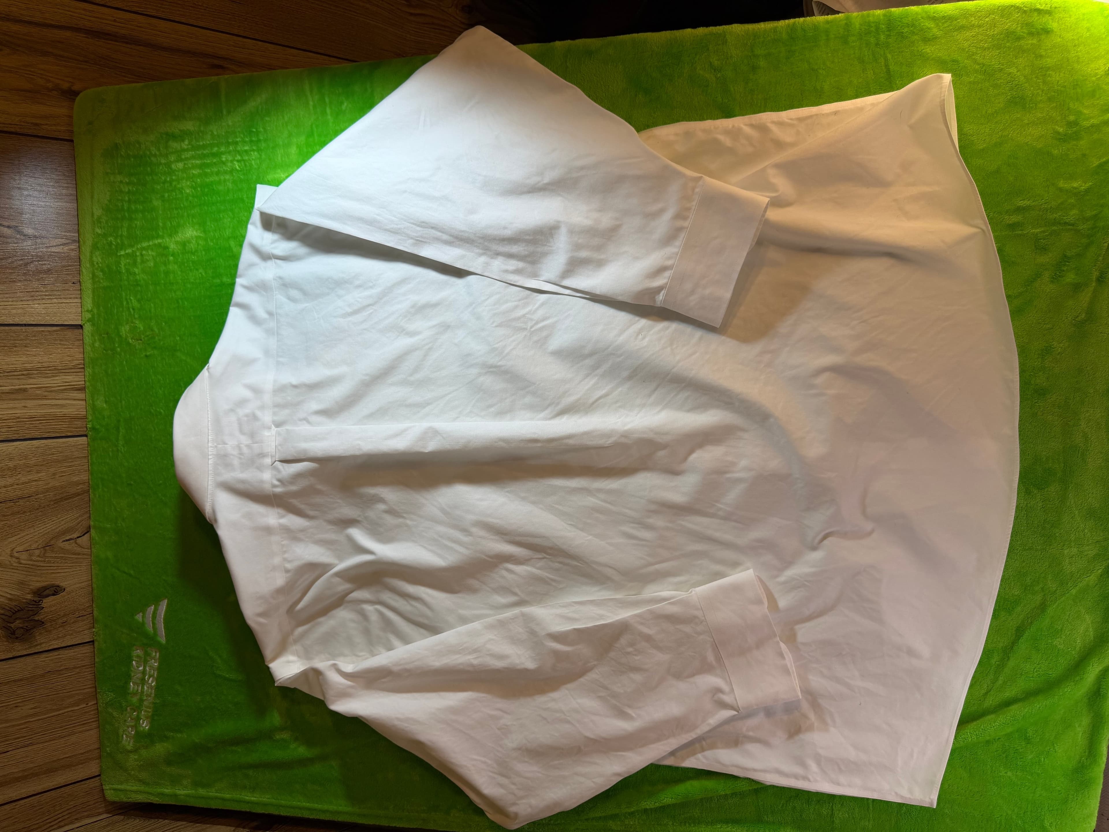 Roundtree & Yorke Gold Label Non-Iron White Dress Shirt Size 18 35 - Thumbnail 2