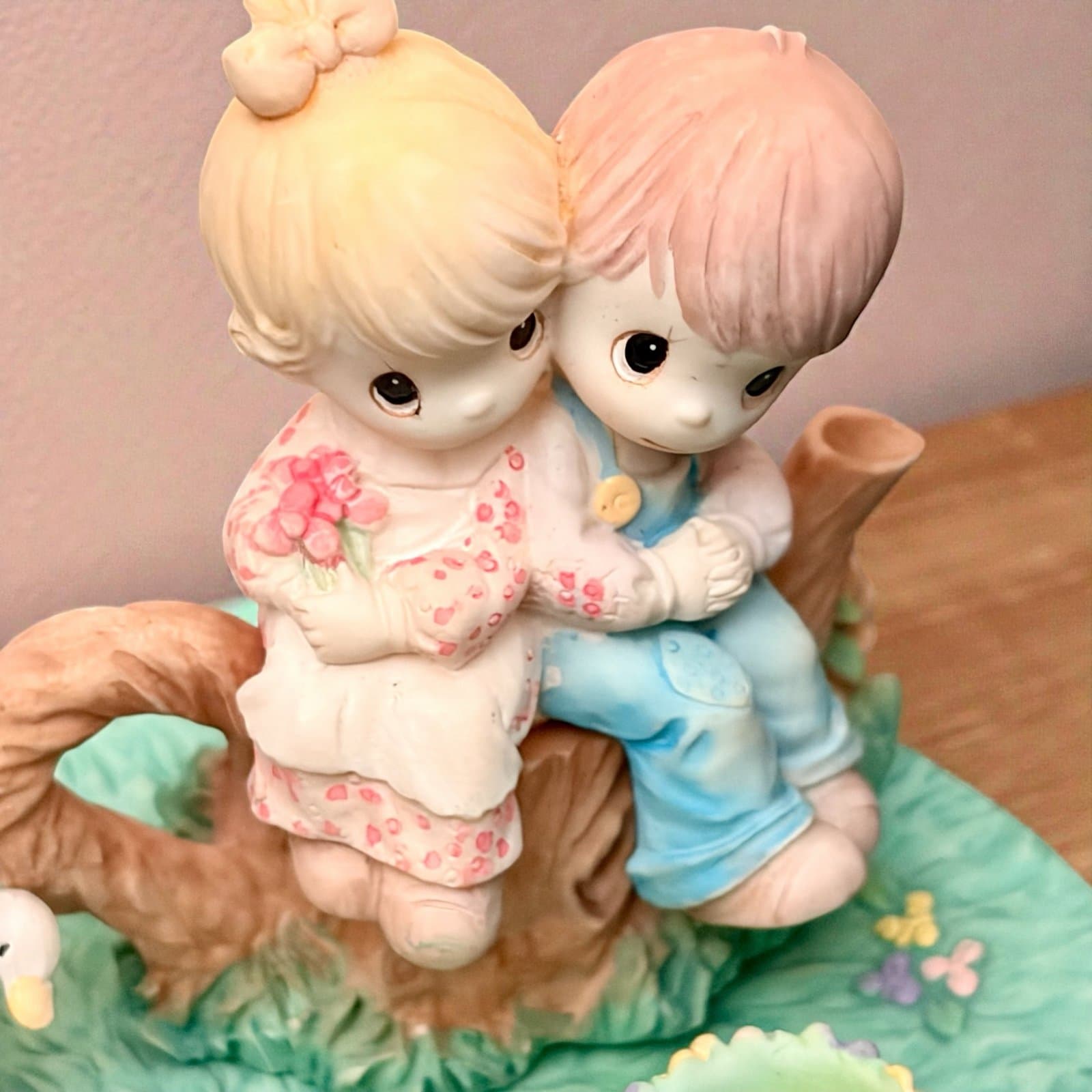 Precious Moments Porcelain Figurine Set - Thumbnail 2