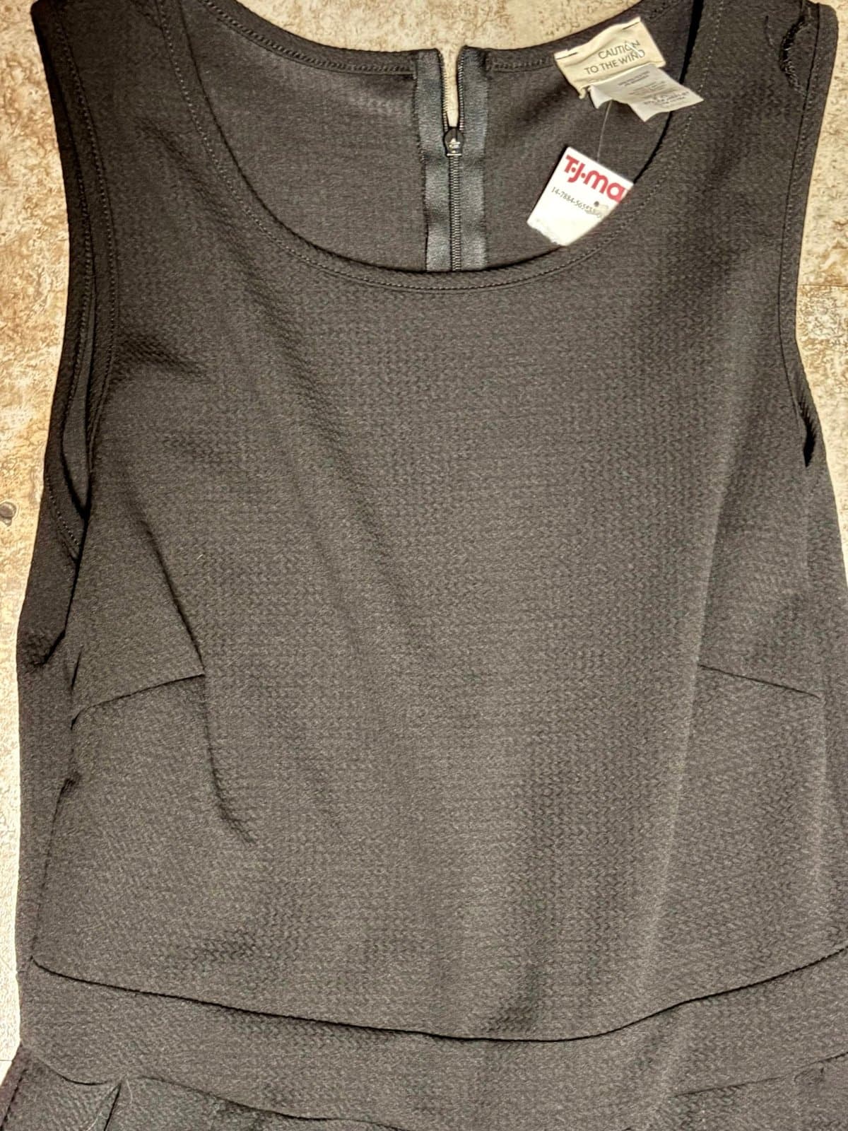 NWT, Women’s Sleeveless Pants Romper, L - Thumbnail 4