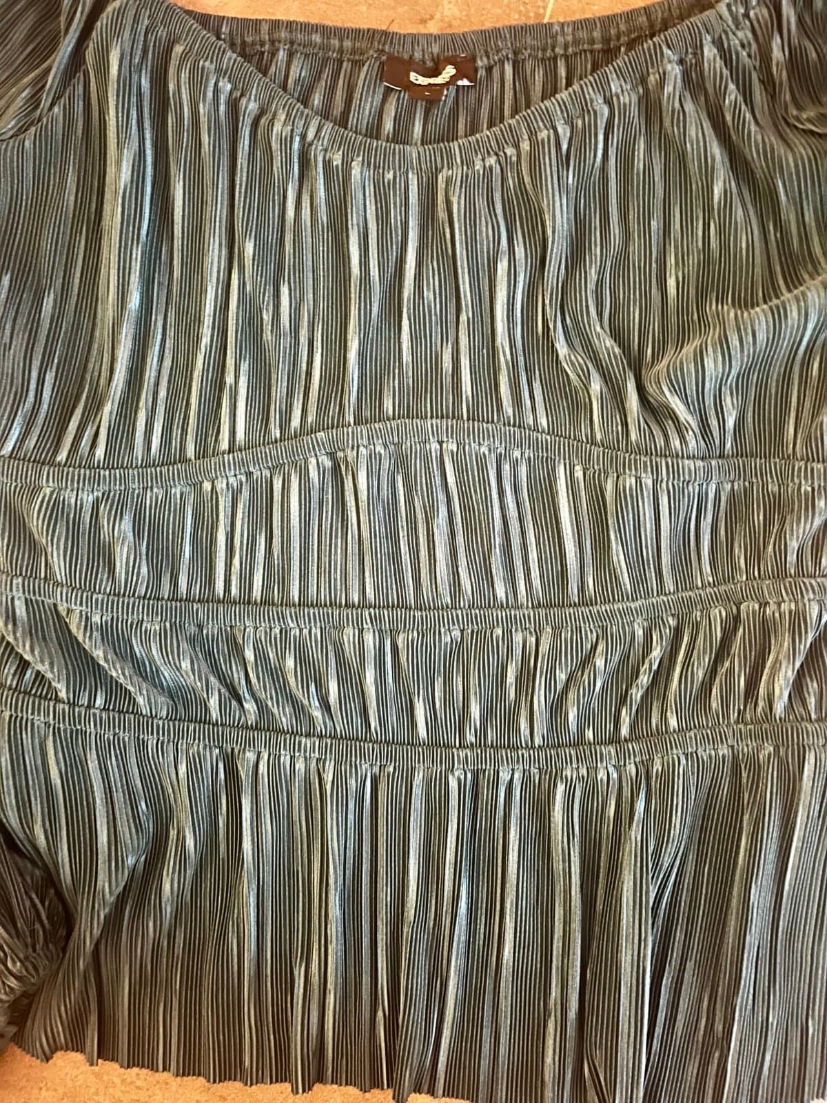 Express Blouse size SM - Thumbnail 3