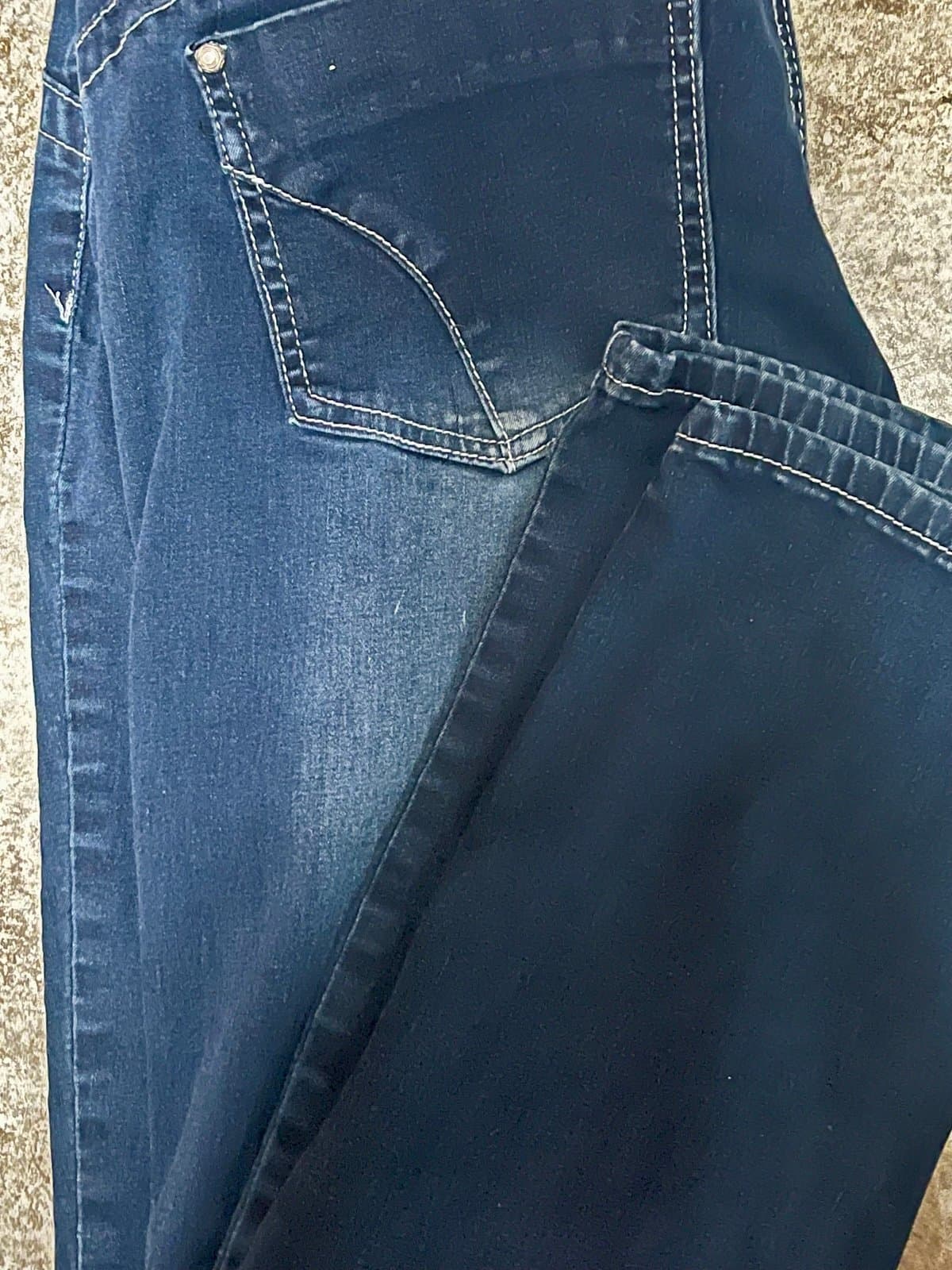 Almost Famous Jeans size 13 - Thumbnail 5