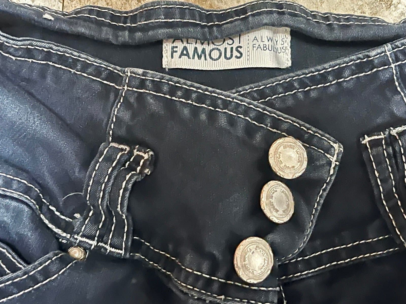 Almost Famous Jeans size 13 - Thumbnail 2