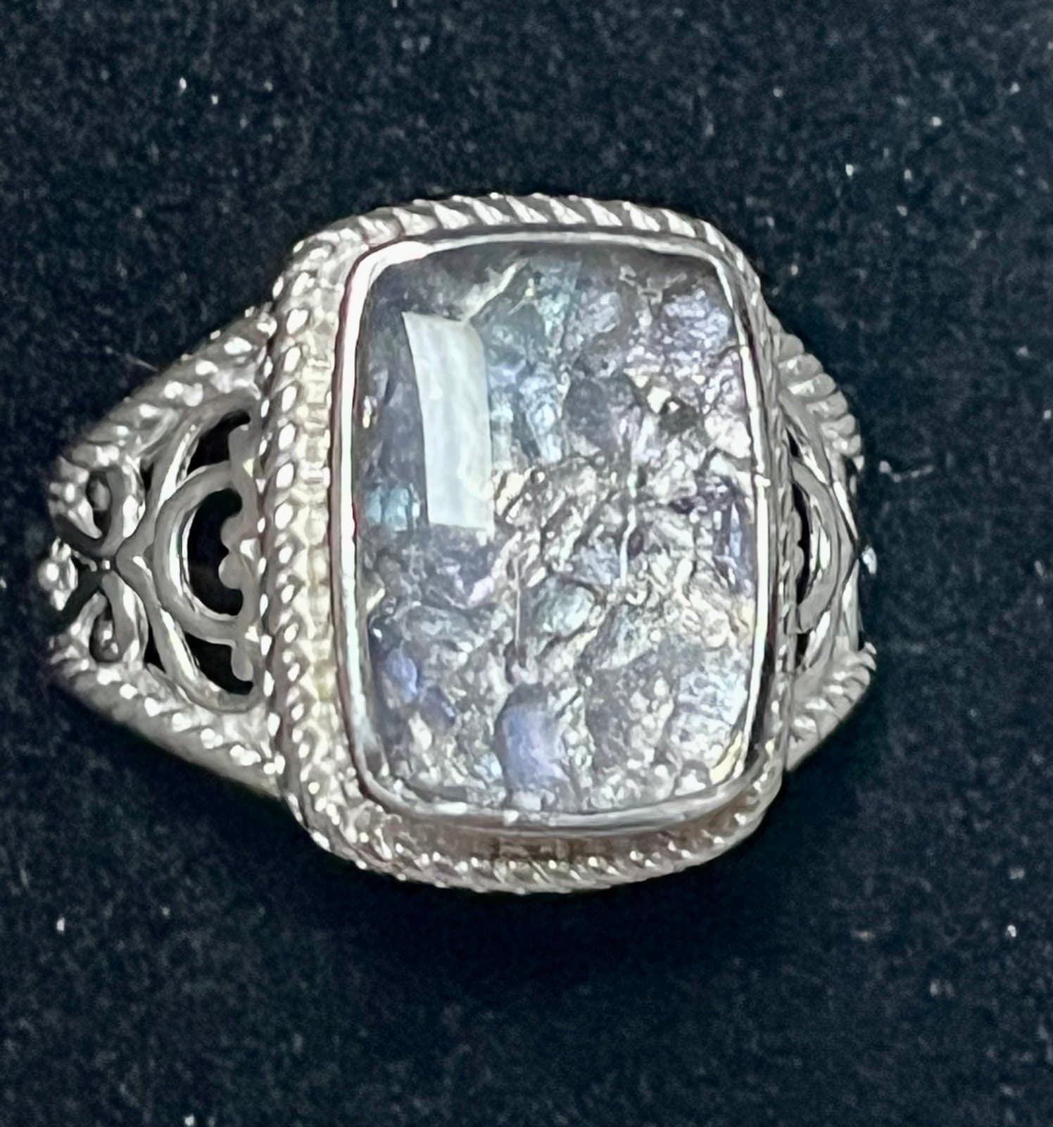 Matrix Tanzanite Ring size 8 - Thumbnail 3