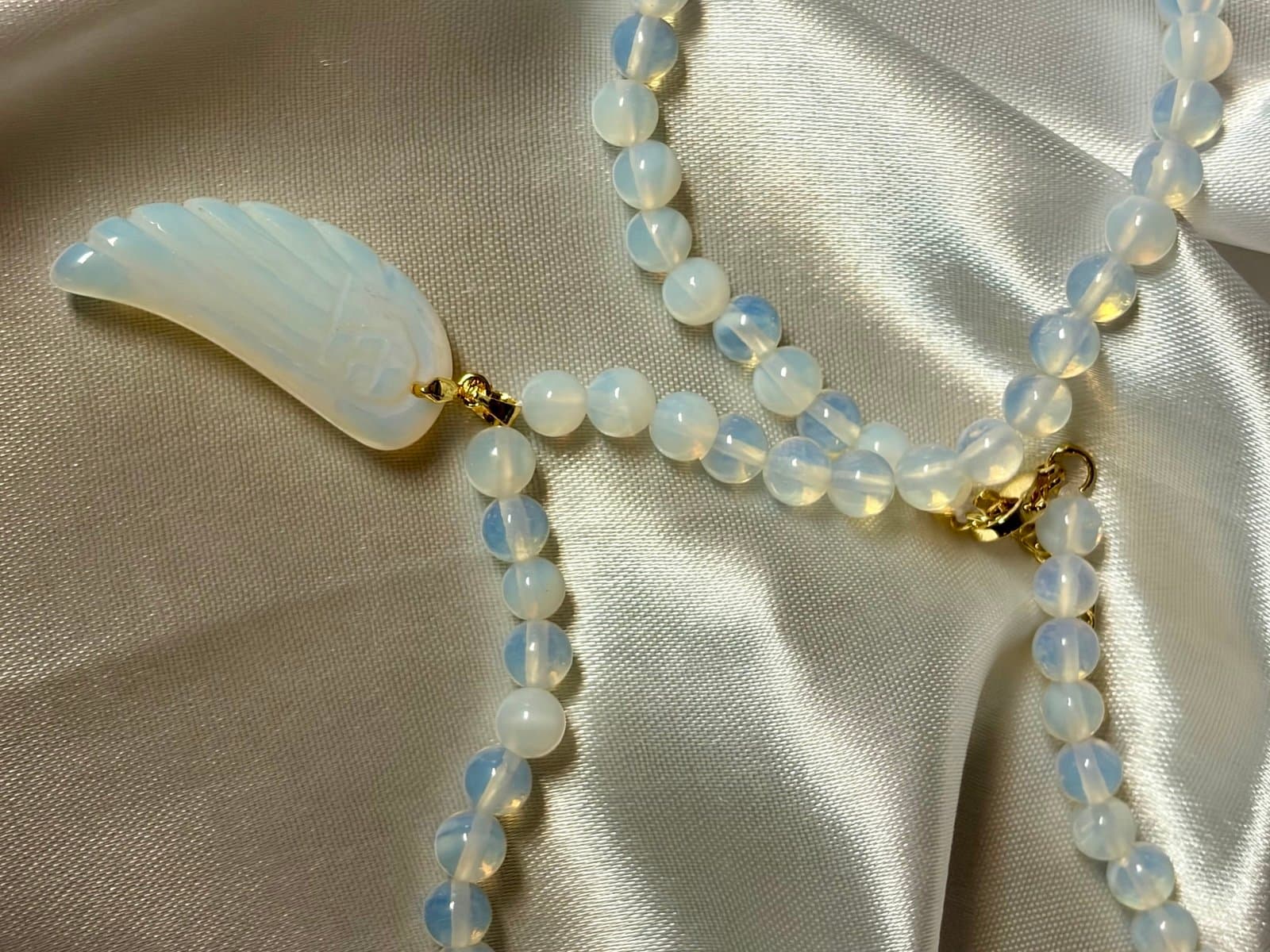 Angel Wing Necklace - Thumbnail 2