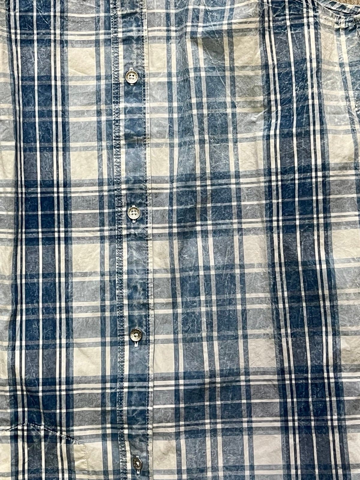 NWT, Boys Calvin Klein Button up, size 14-16 - Thumbnail 4