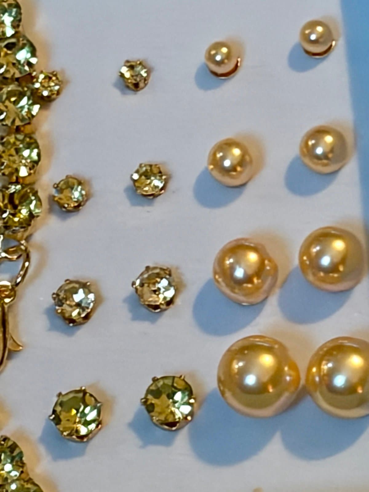 9 Piece Jewelry Set - Image 1