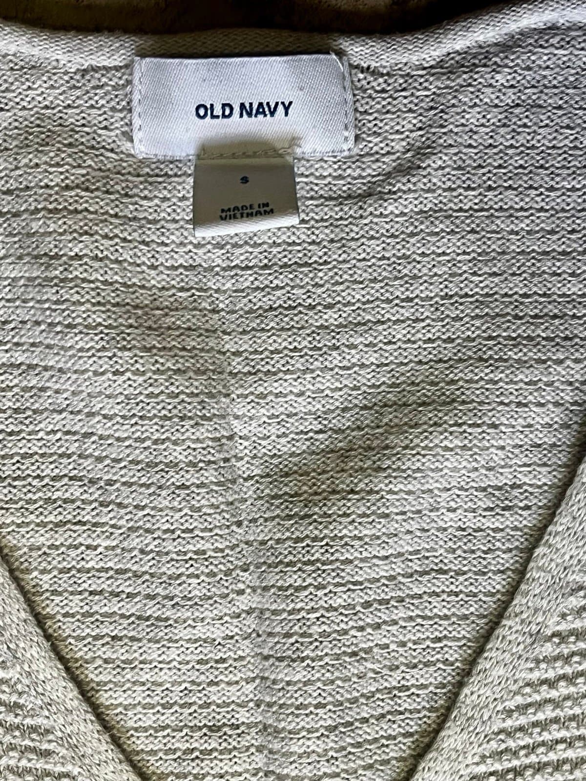 Old Navy Sweater size SM - Thumbnail 3