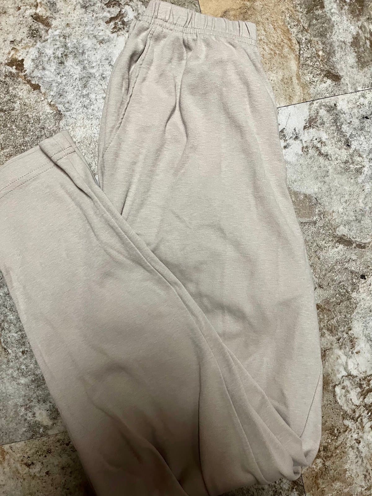Lands End Khaki pants size SM - Thumbnail 3