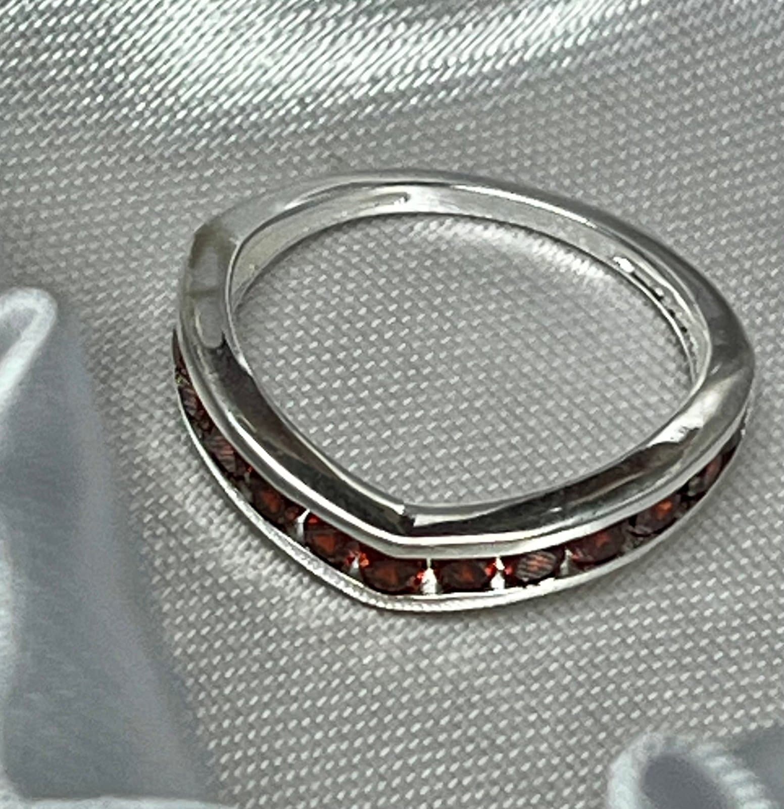 NWT, Simulated Garnet Dimond Ring size 7 - Thumbnail 4