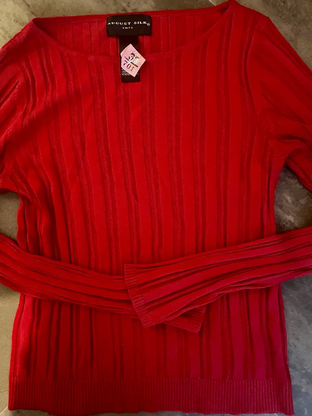 August Silk Sweater size SM - Thumbnail 3
