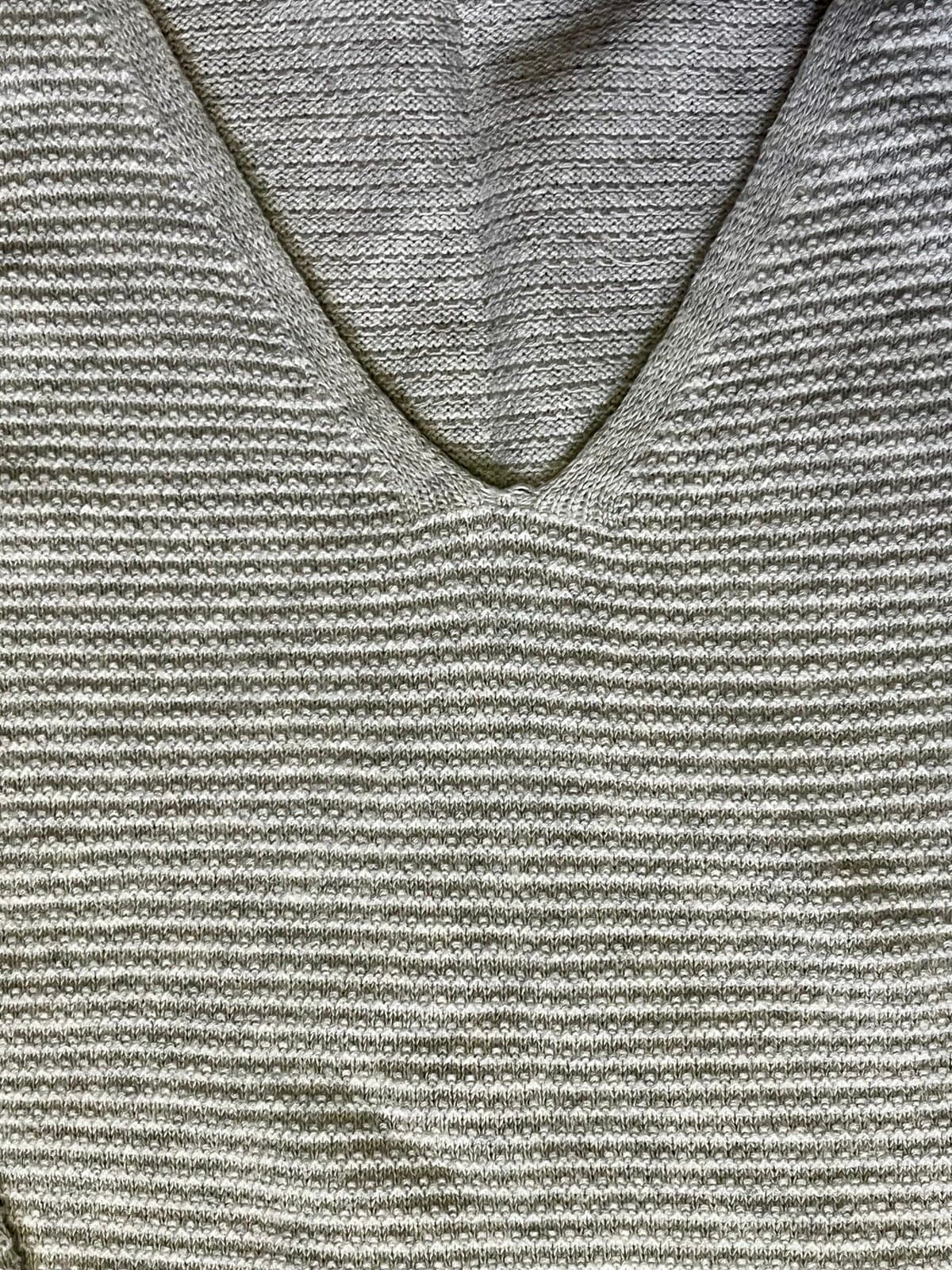 Old Navy Sweater size SM - Thumbnail 4