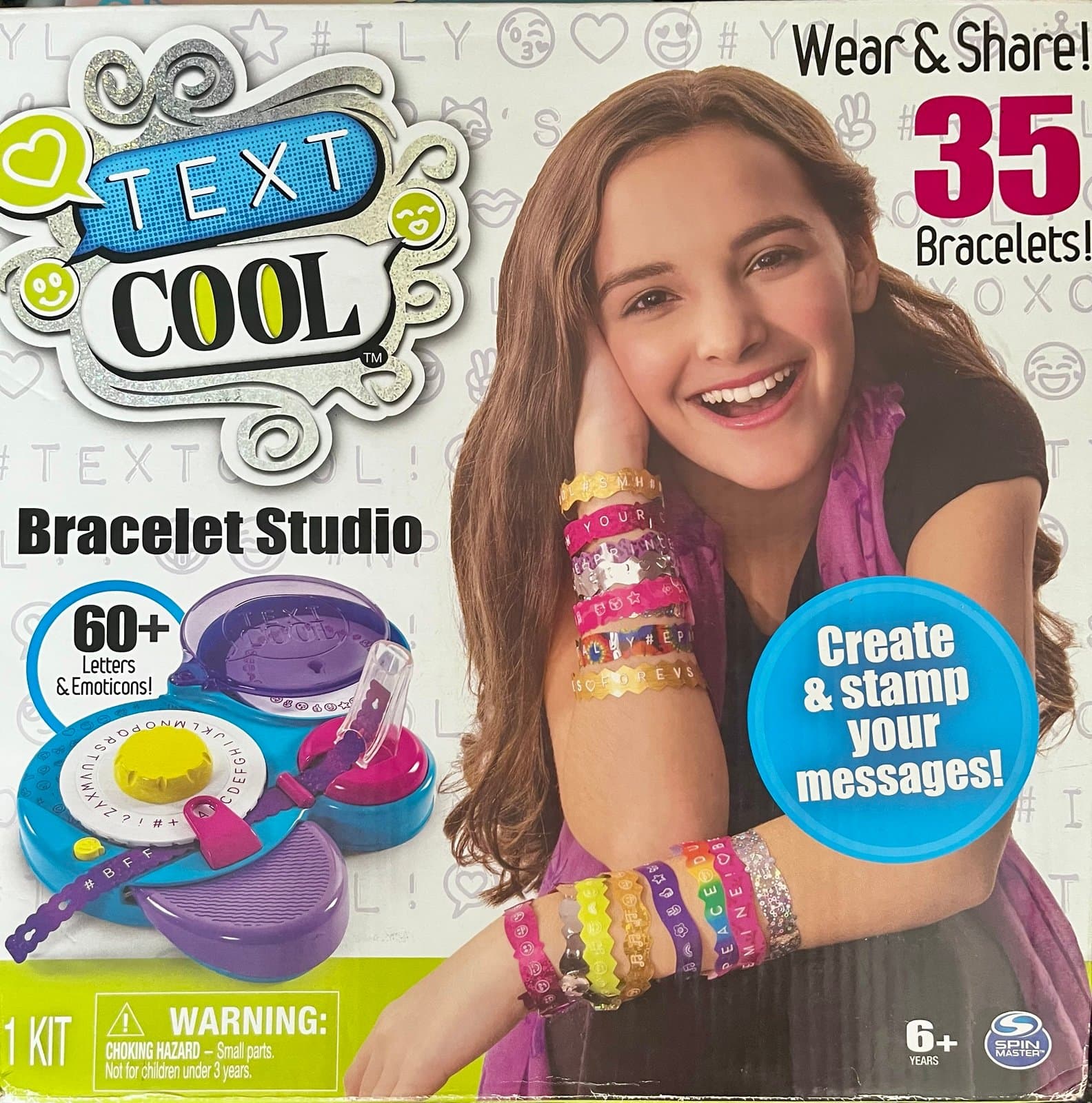 New in Box, Bracelet Studio - Image 1