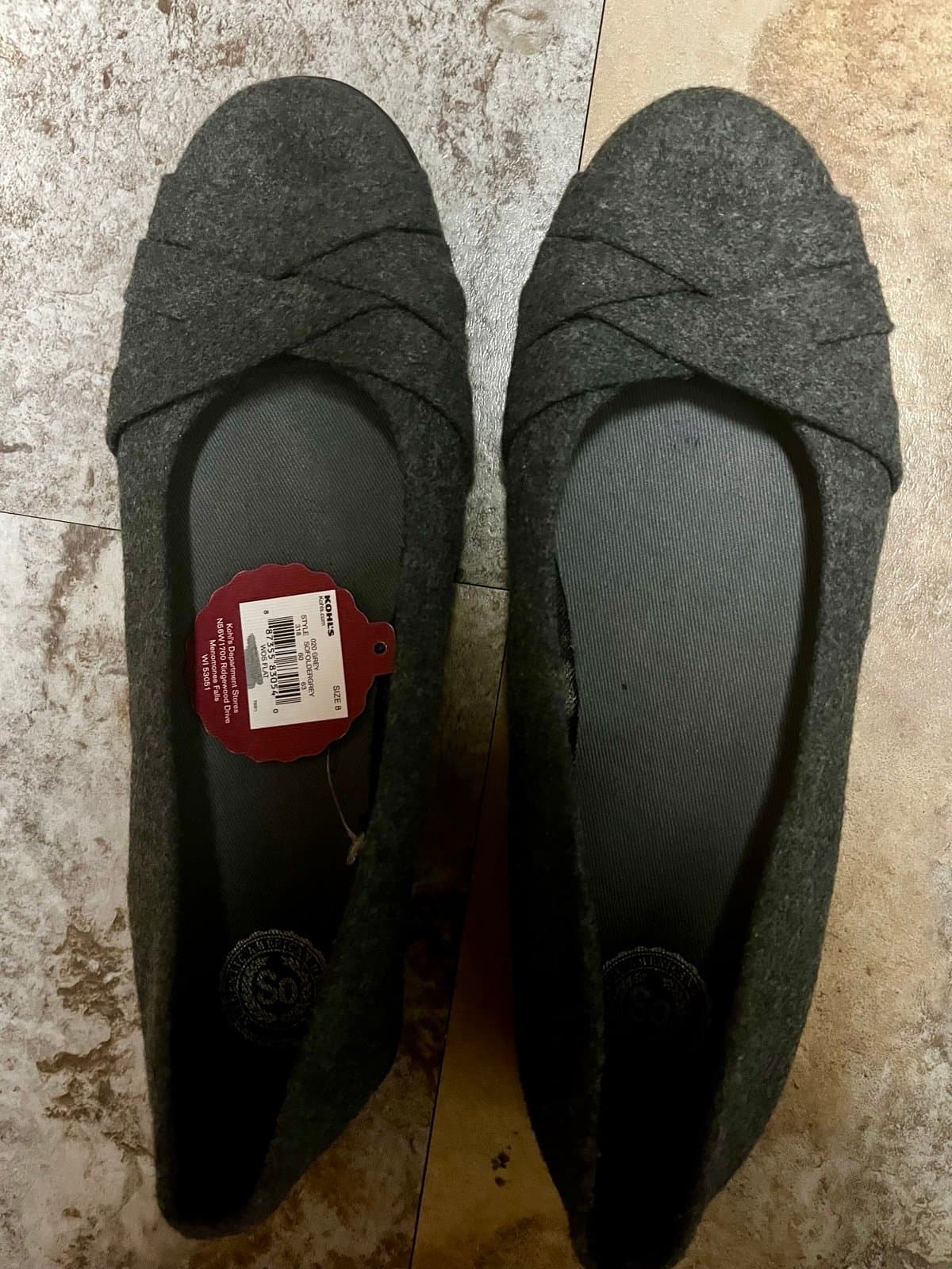 NWT, SO skip on Gray Dress Shoes, size 8 - Image 1