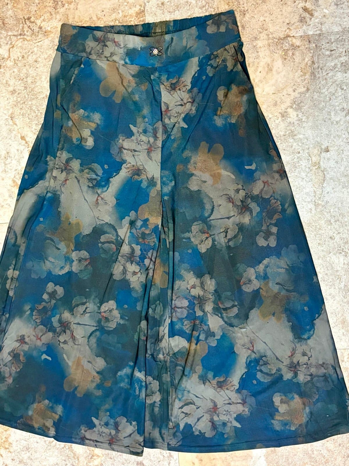 New Wide Leg Floral Pants - Thumbnail 5