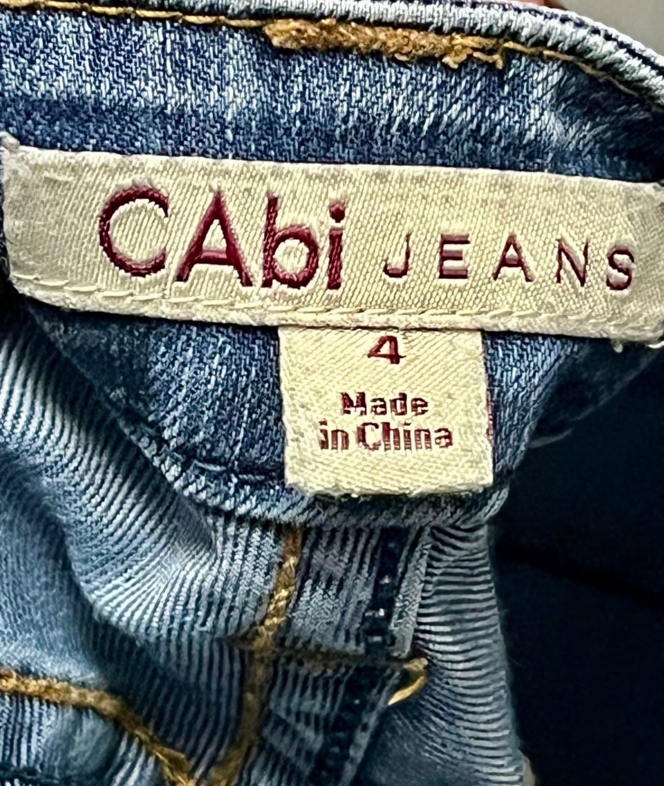 Women’s Cabi Jean Capris 6 - Thumbnail 4