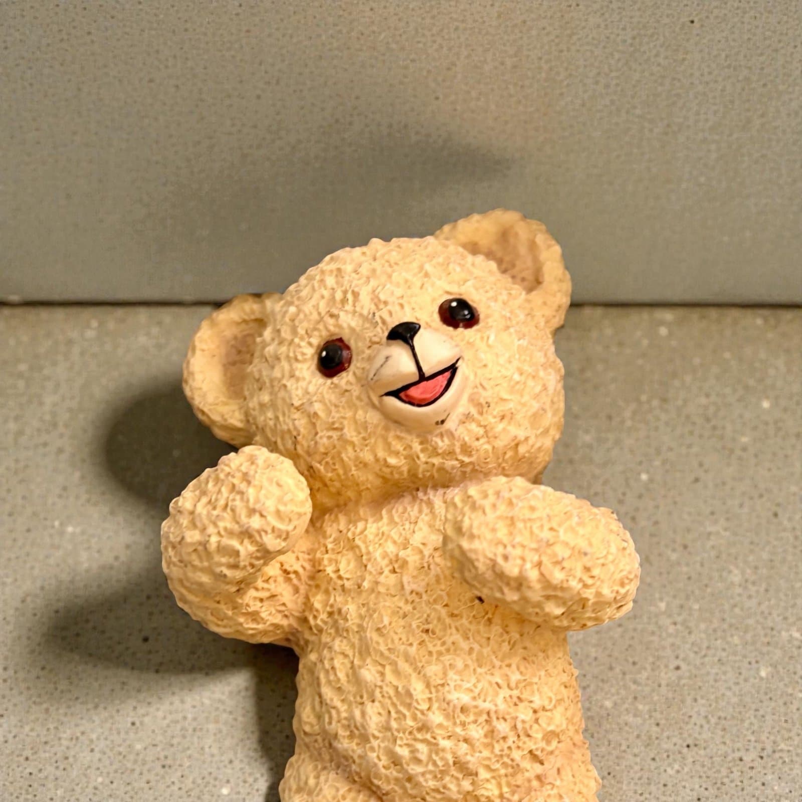 1998 Snuggle Bear Porcelain Collectors item/figurine - Thumbnail 2