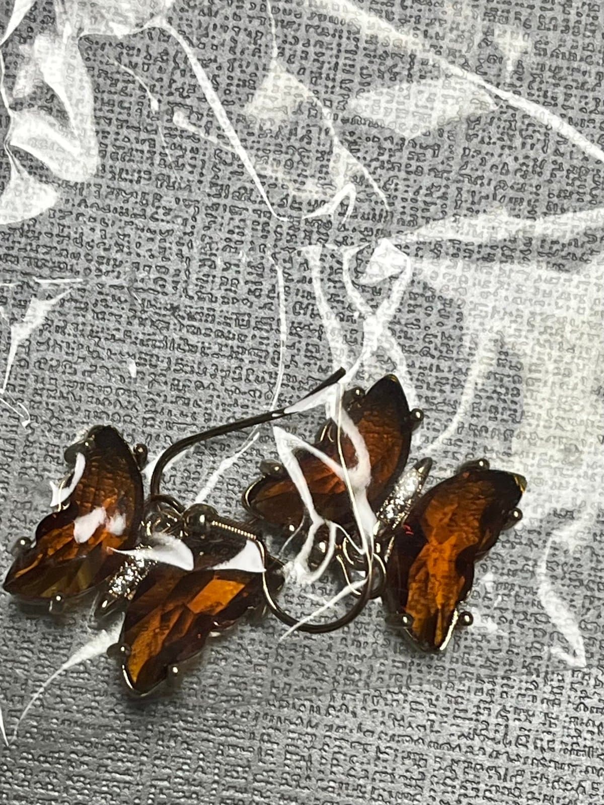 NWT, Butterfly Necklace and Earrings Set - Thumbnail 4