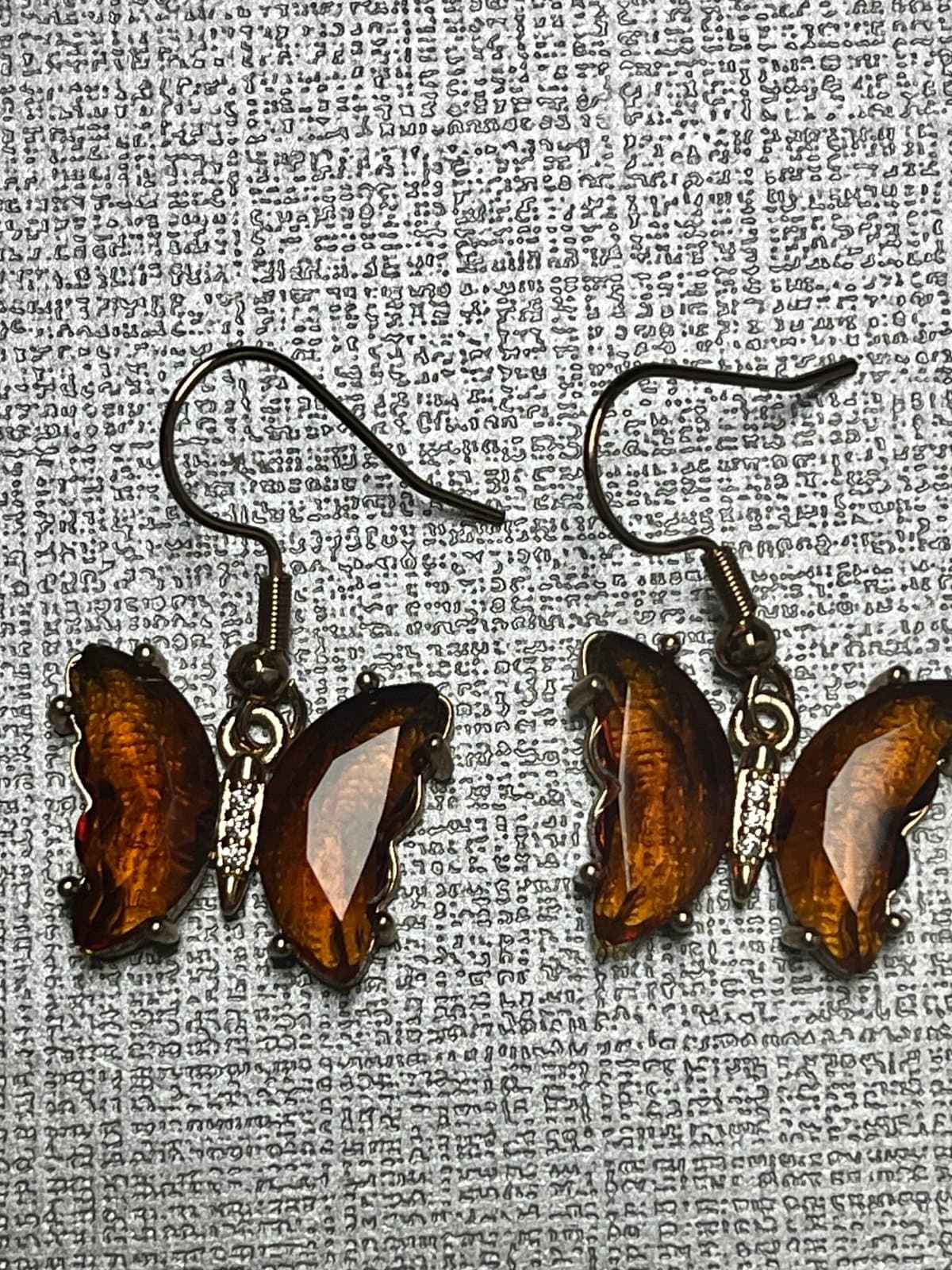 NWT, Butterfly Necklace and Earrings Set - Thumbnail 2