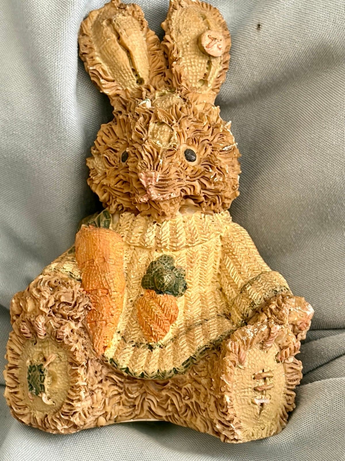 2 Easter Bunny porcelain figurines - Thumbnail 2