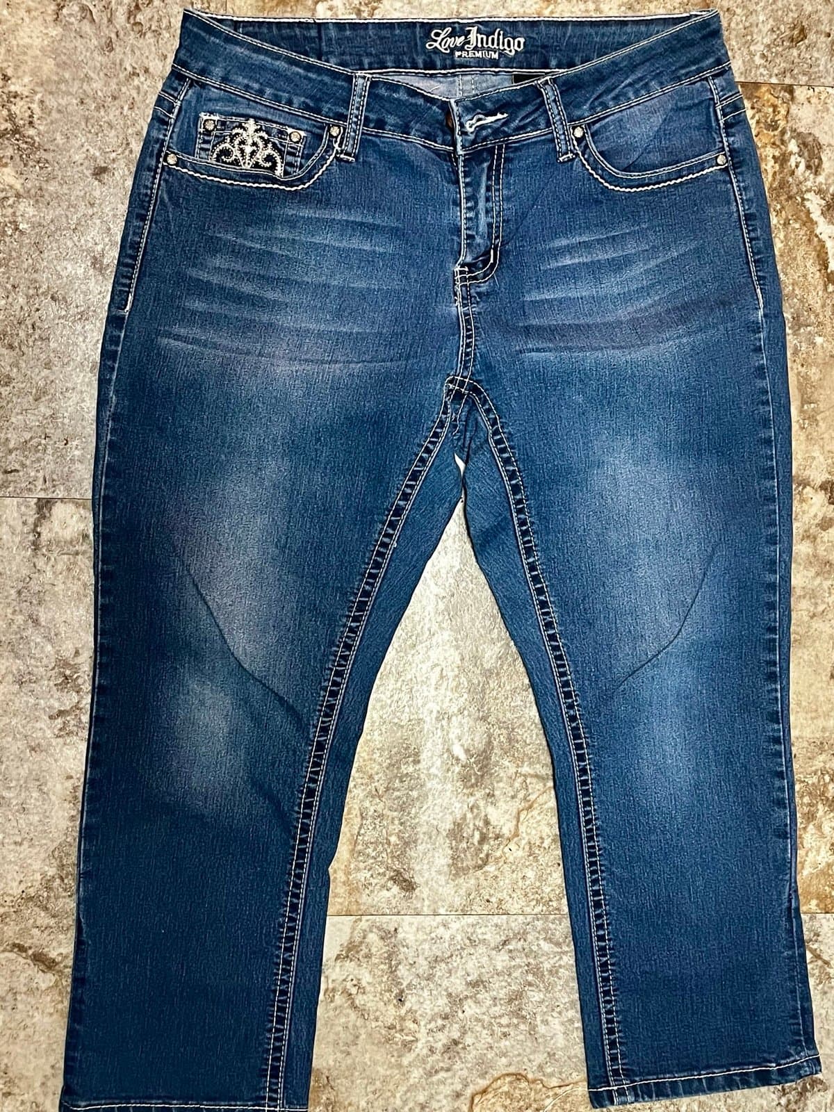Love Indigo Premium Capris, size 6 - Image 1