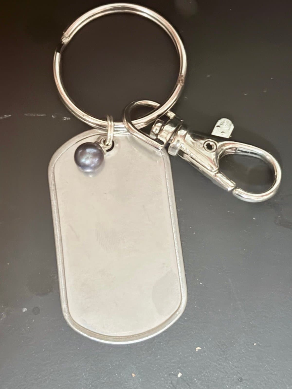 Silver Dog Tag Keychain with blue pearl - Thumbnail 2