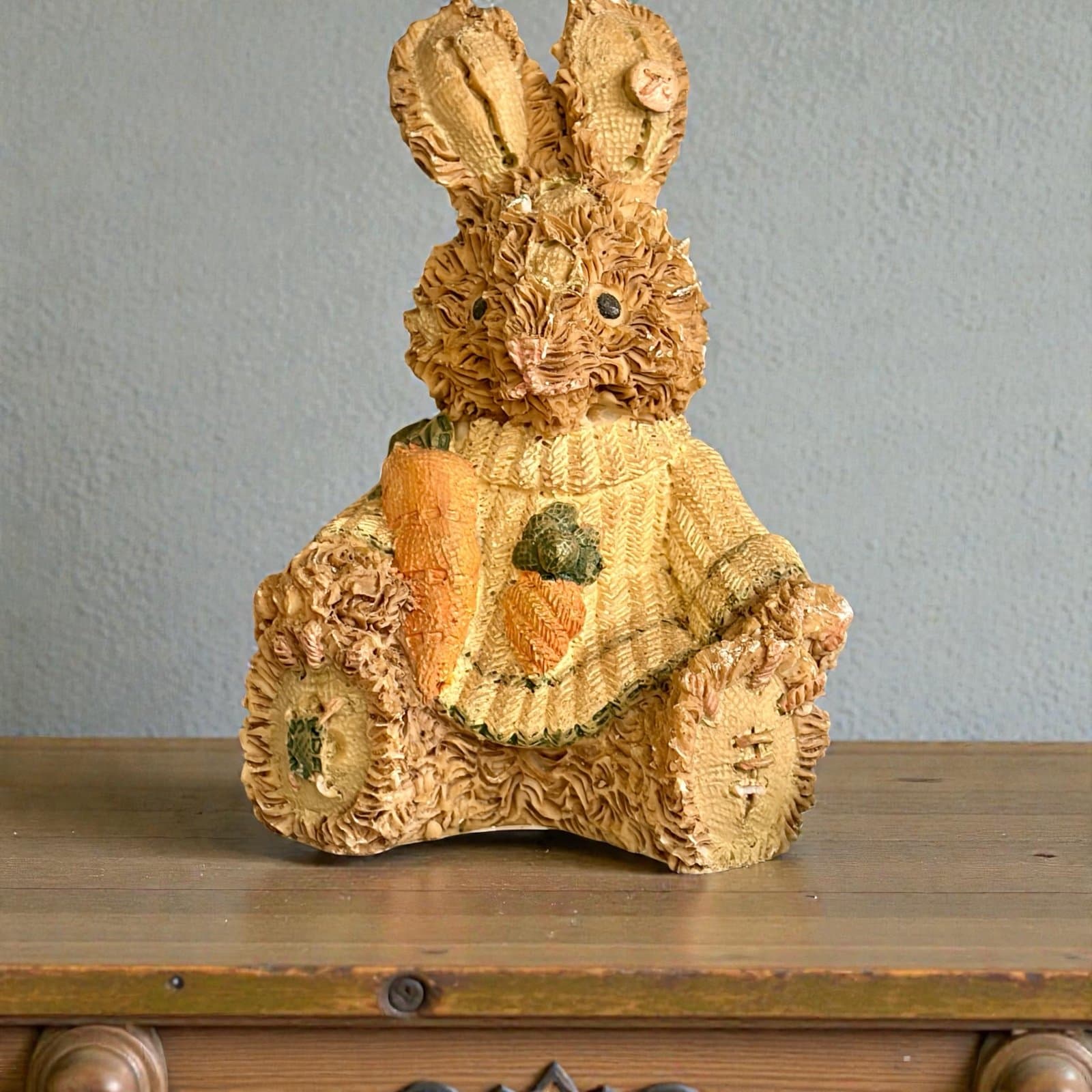2 Easter Bunny porcelain figurines - Image 1