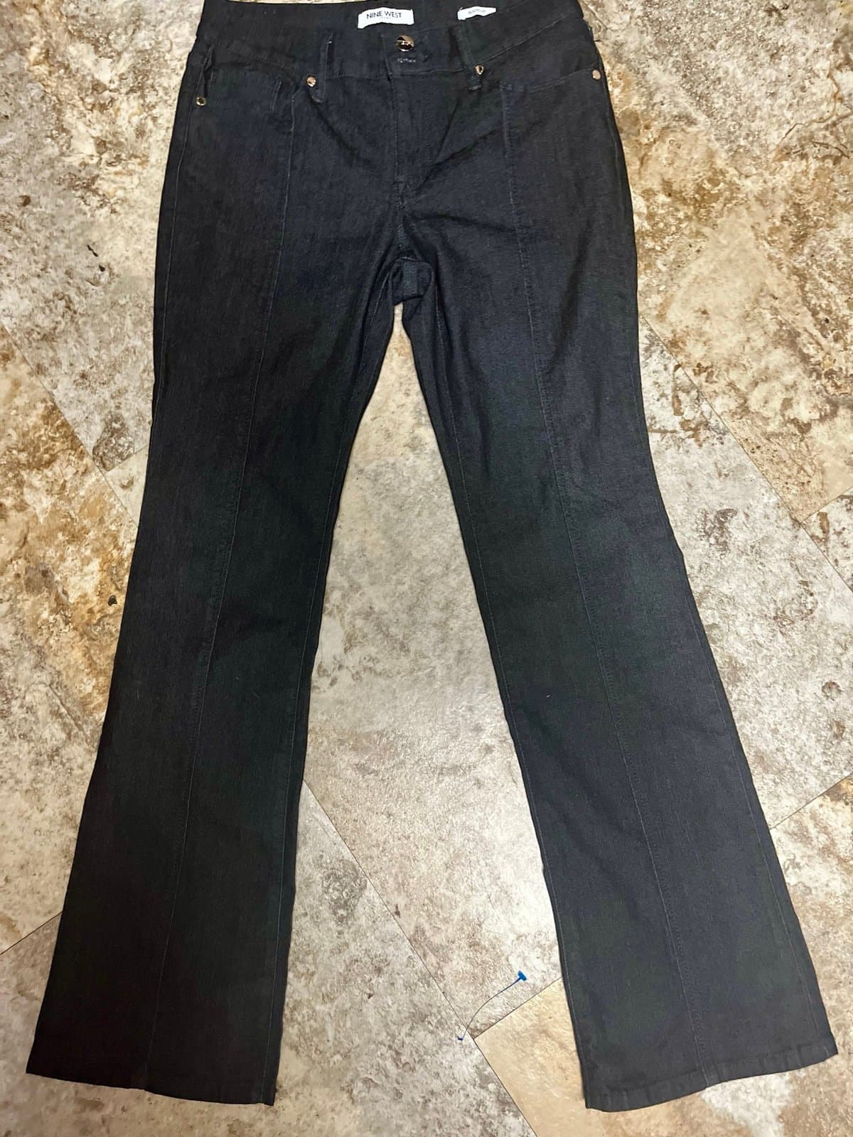 Nine West Jeans, size 6 - Image 1