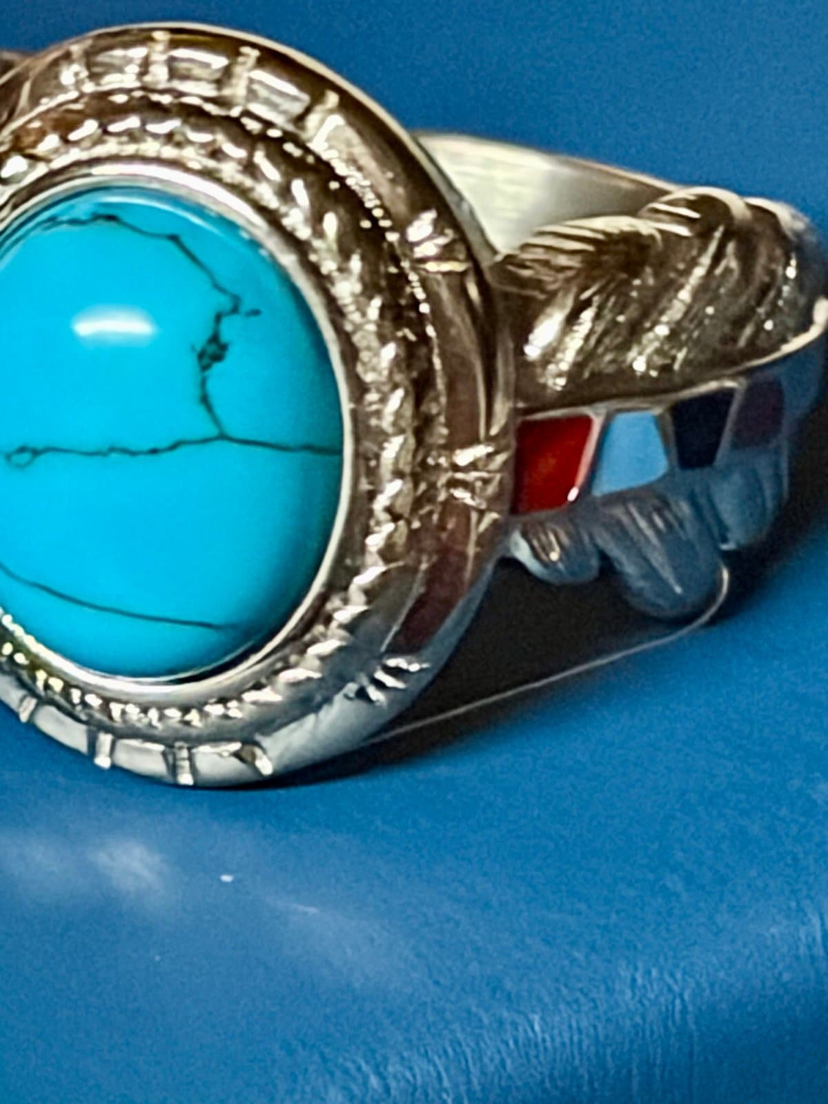 Howlite and Emerald feather ring - Thumbnail 6