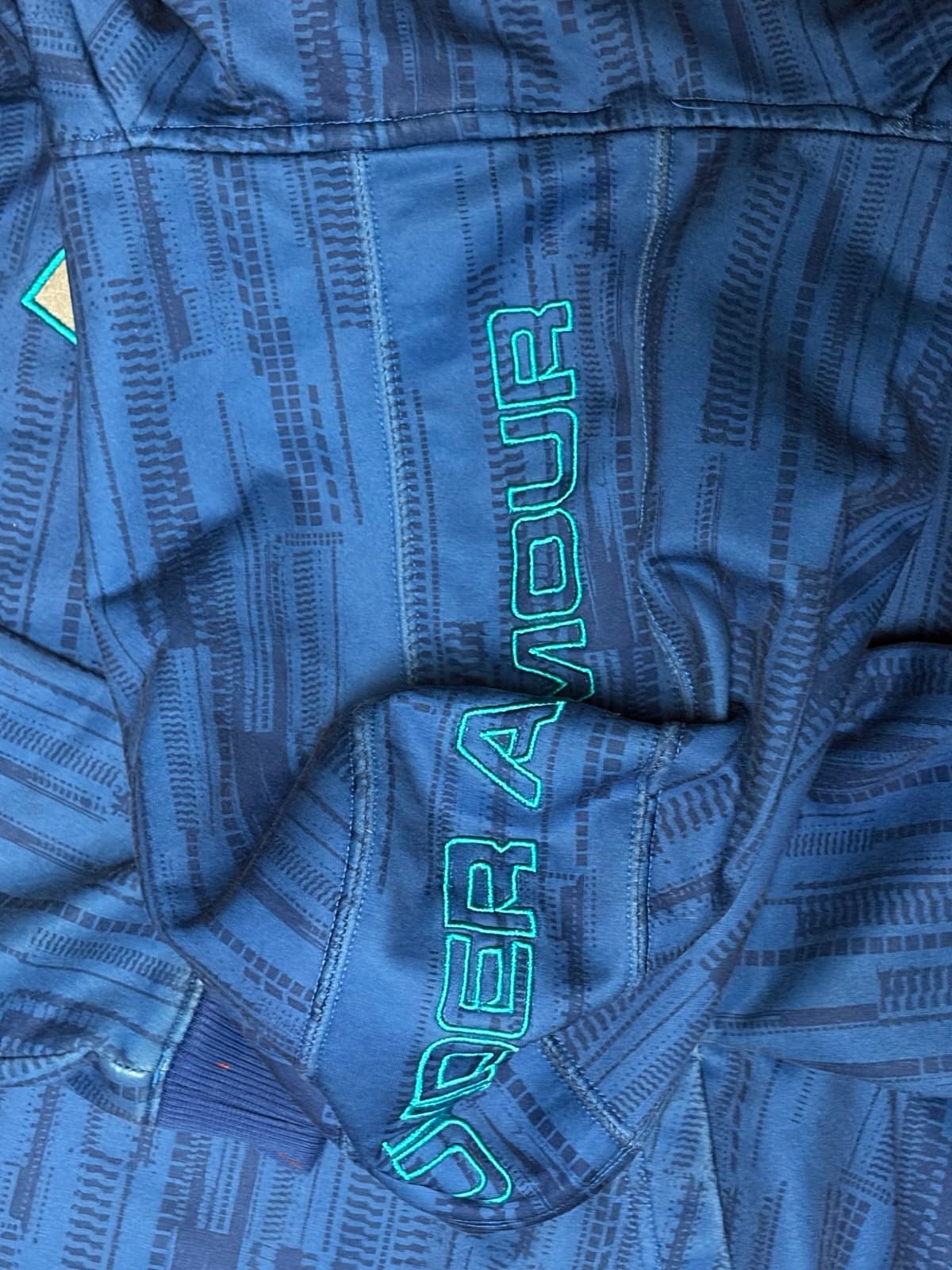 Under Armour Hoodie Men’s SM - Thumbnail 4