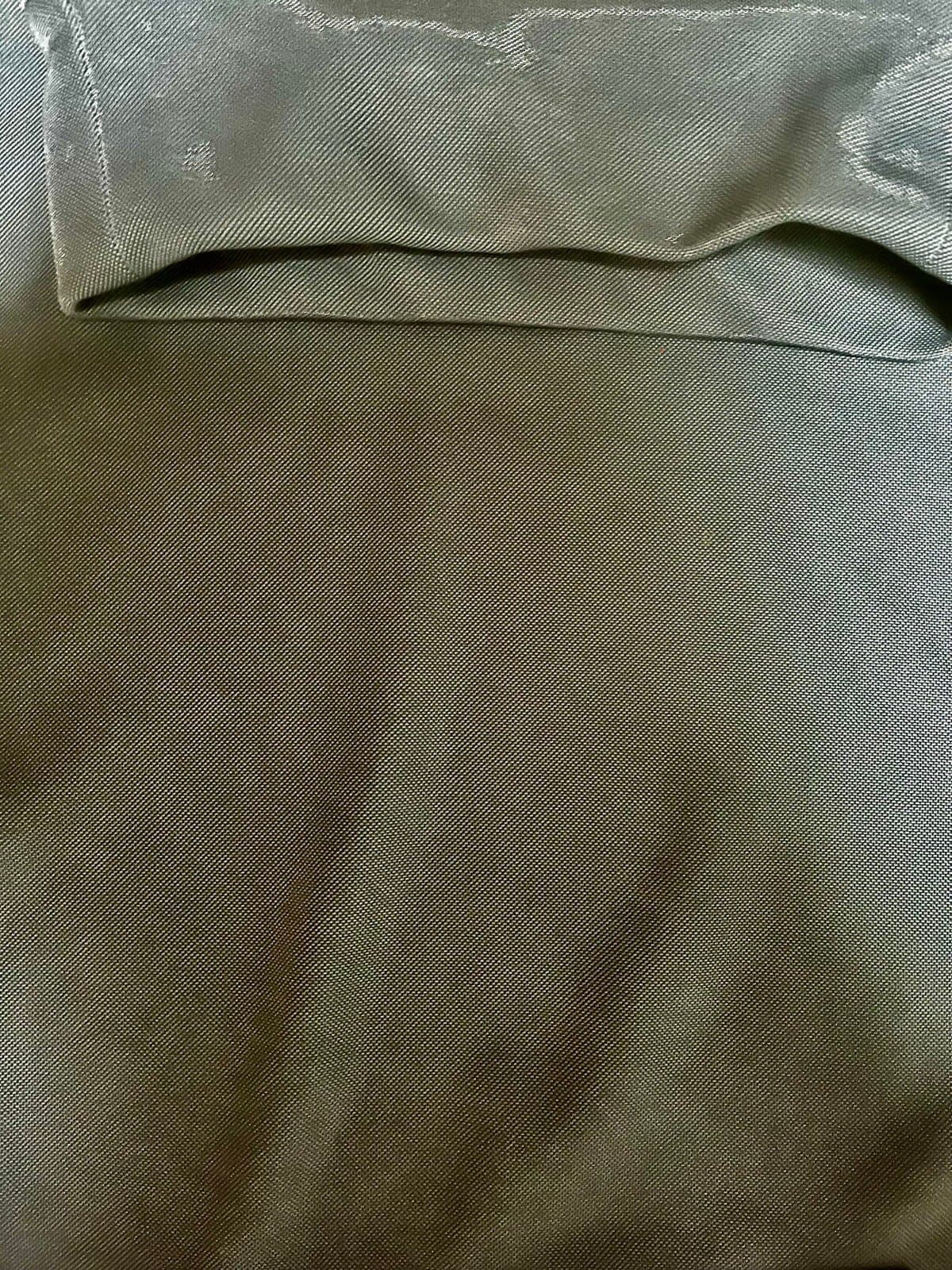 Under Armour Women’s Hoodie, size SM. - Thumbnail 3