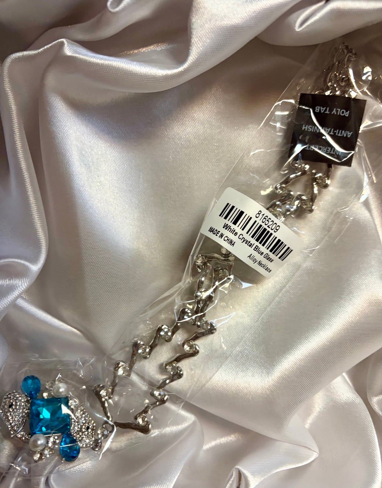 Blue Glass Elephant Necklace - Thumbnail 2