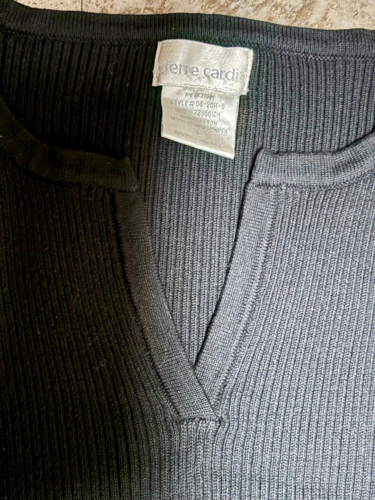 Women’s Large Pierre Cardin Sweater, size LG - Thumbnail 6