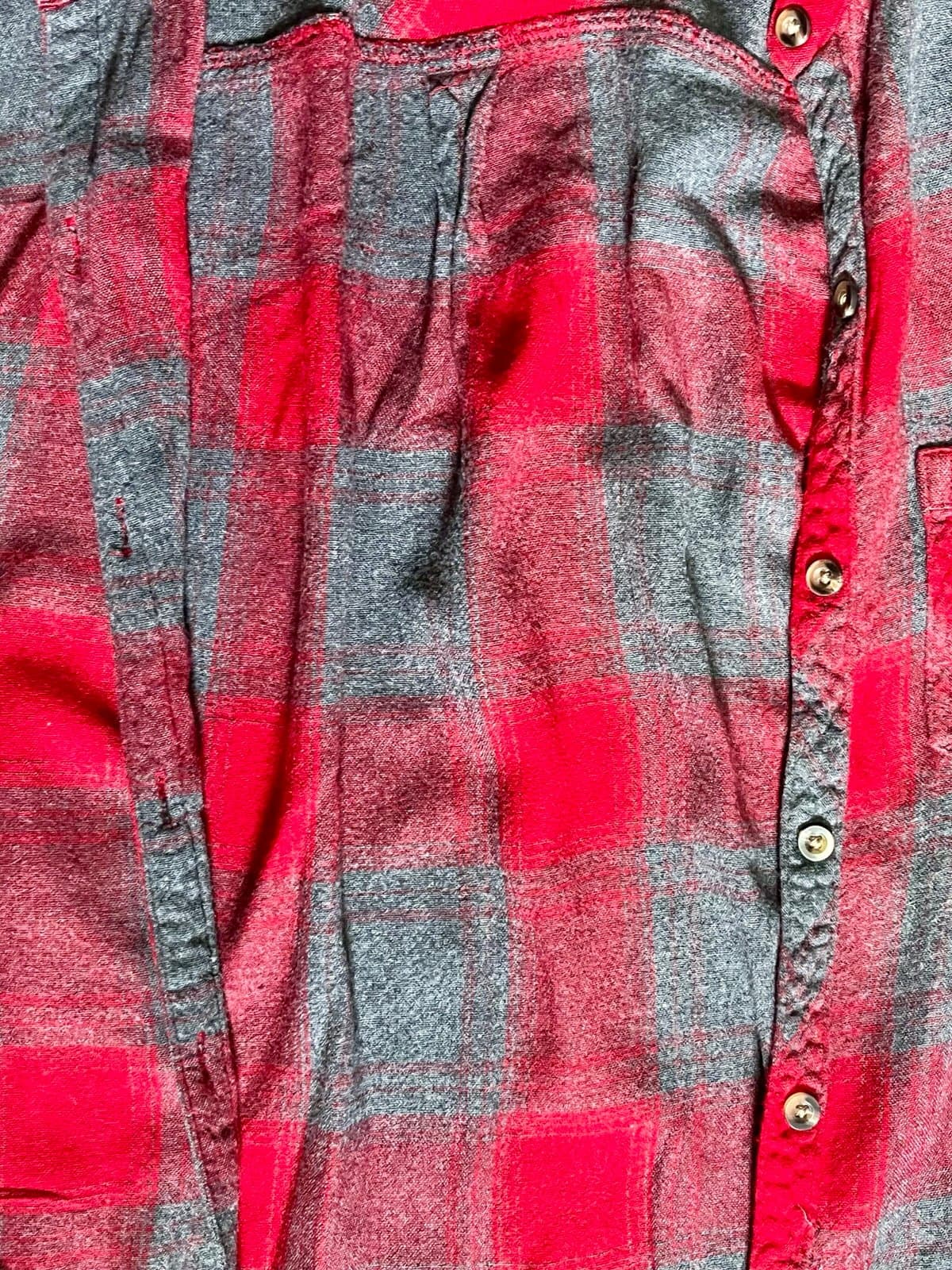 Maurice’s Plaid Button up SM - Thumbnail 3