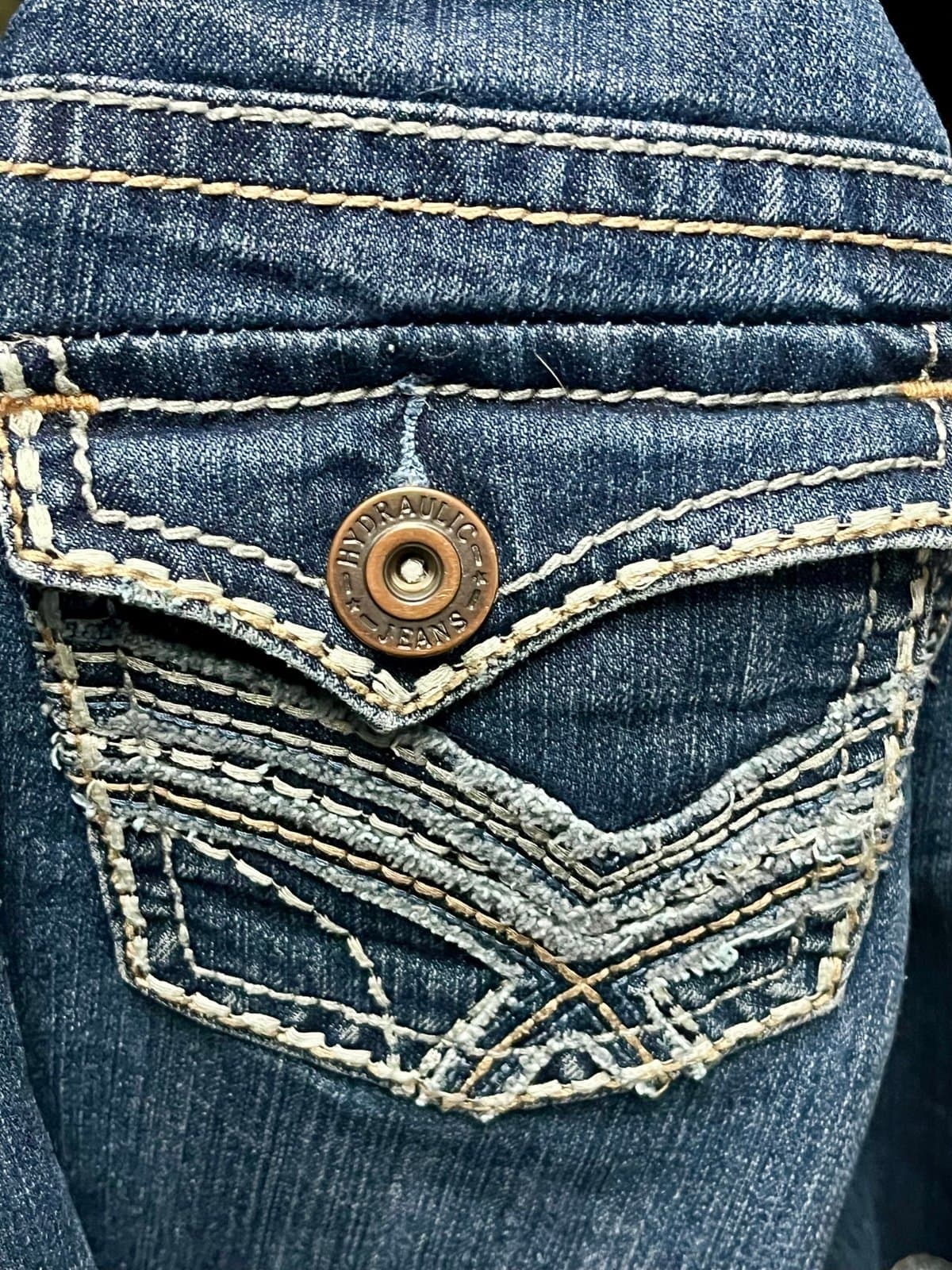 Women’s Hydraulic Shorts 7/8 - Thumbnail 5